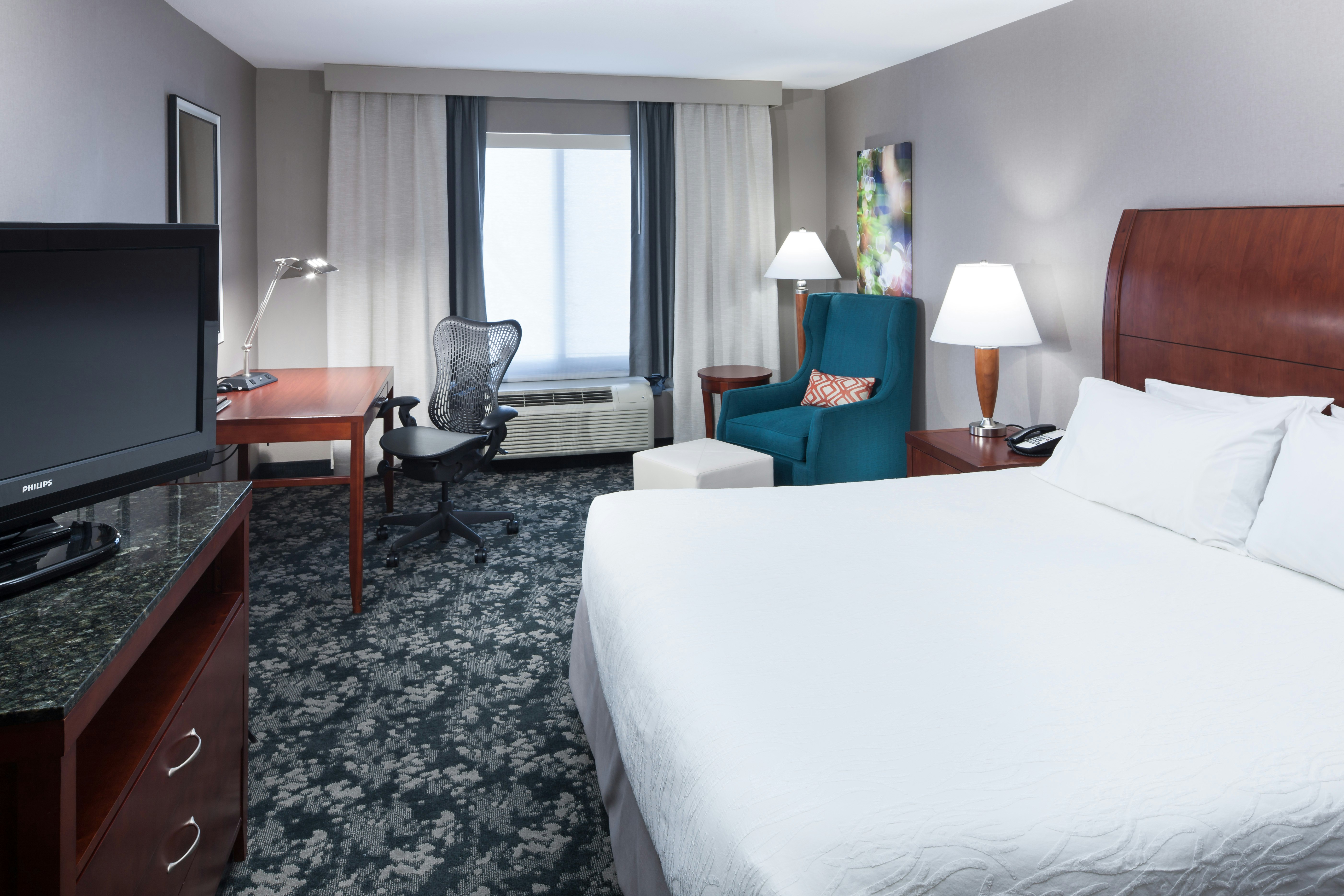 Hilton Garden Inn Naperville/Warrenville