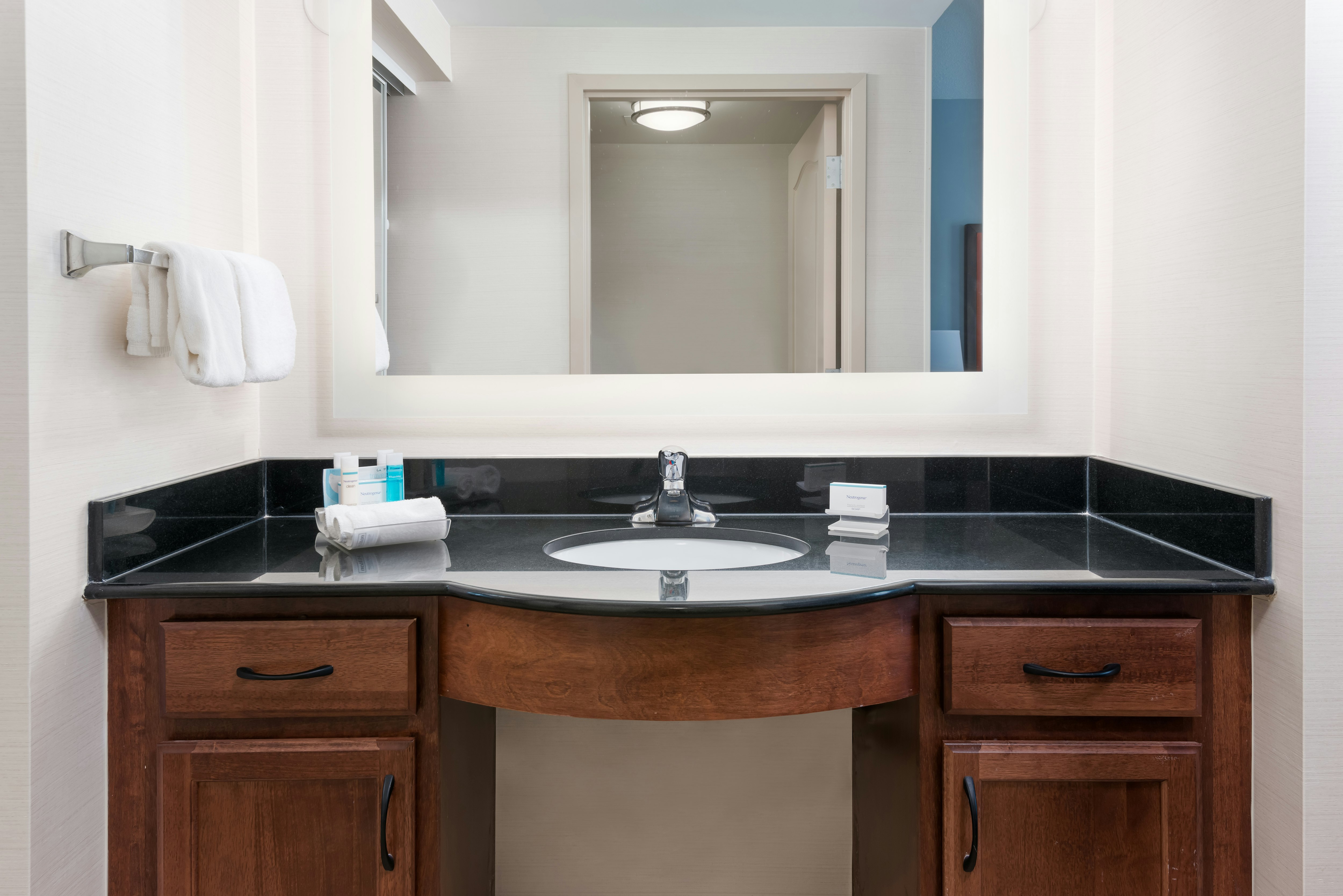 Homewood Suites by Hilton Cleveland-Beachwood