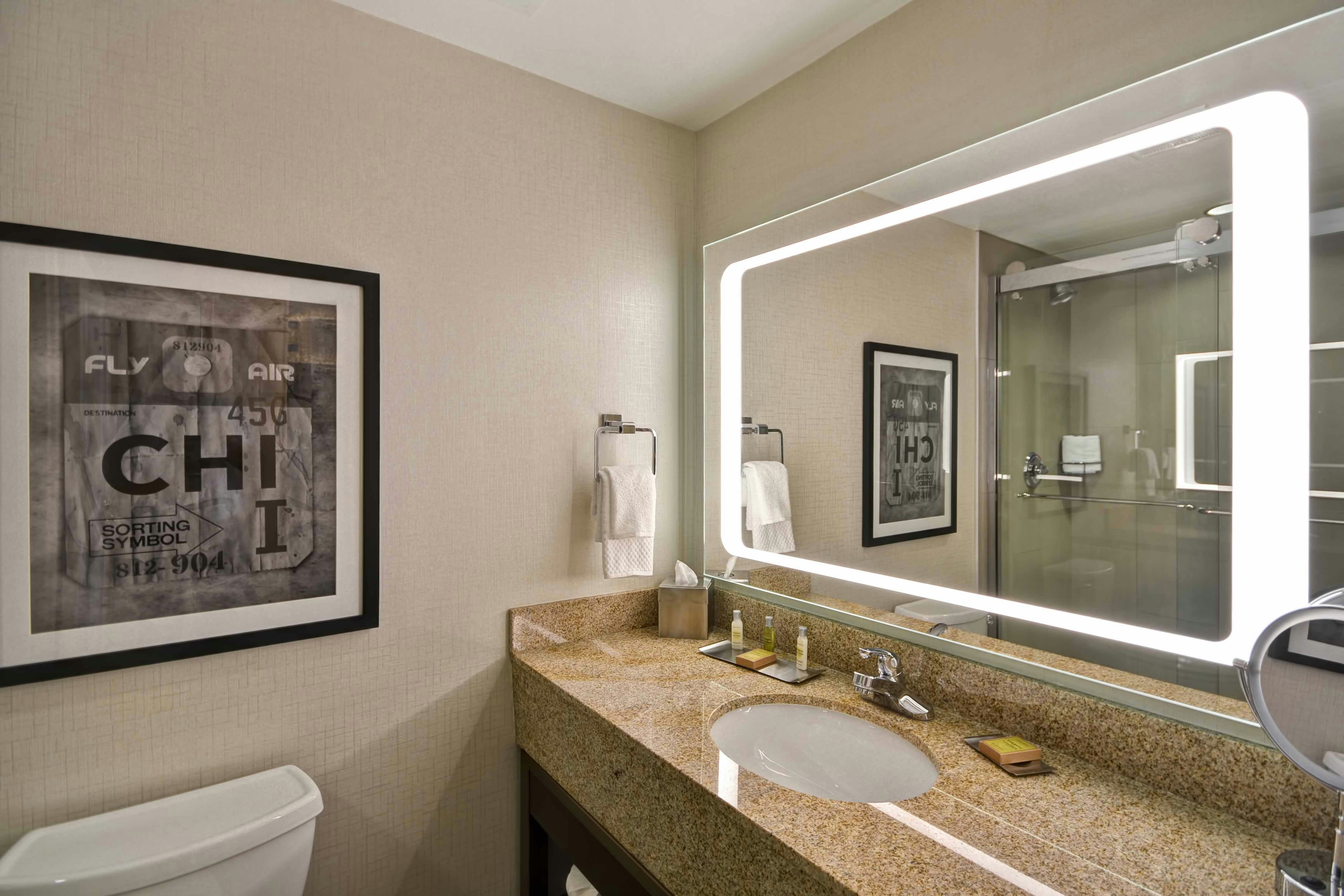 Doubletree by Hilton Chicago Midway Airport