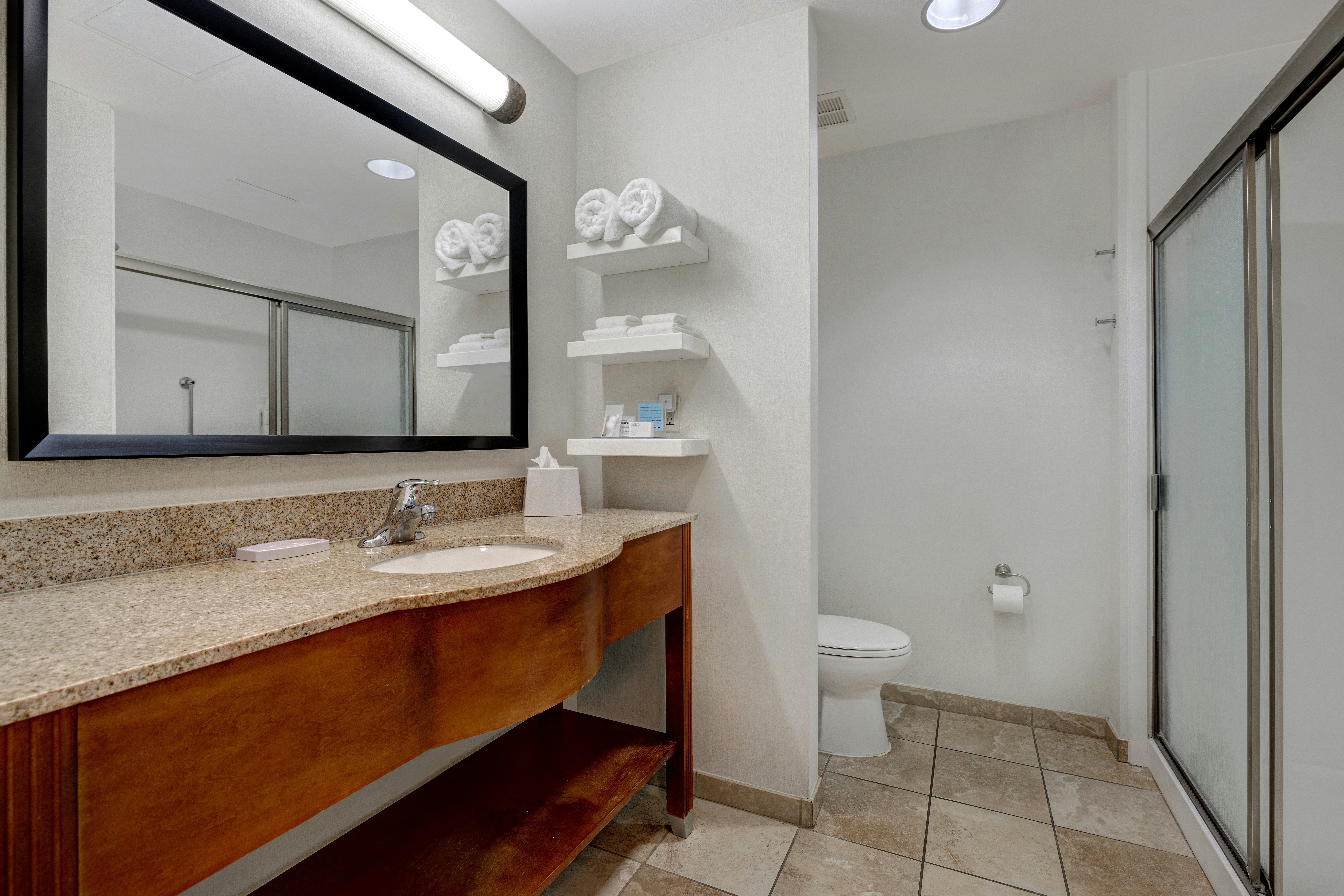 Hampton Inn & Suites Tulare