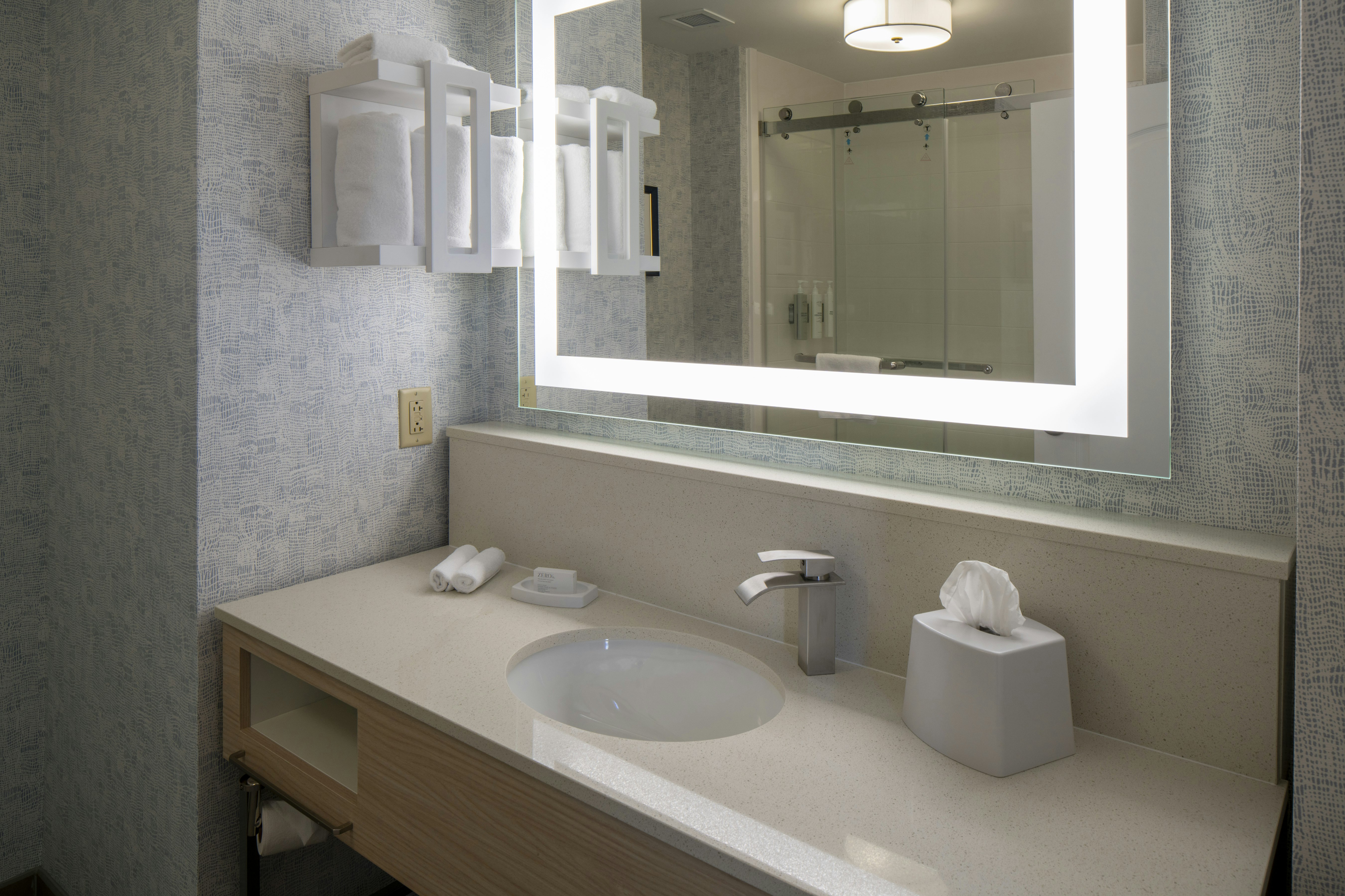 Hampton Inn & Suites Montgomery-Downtown