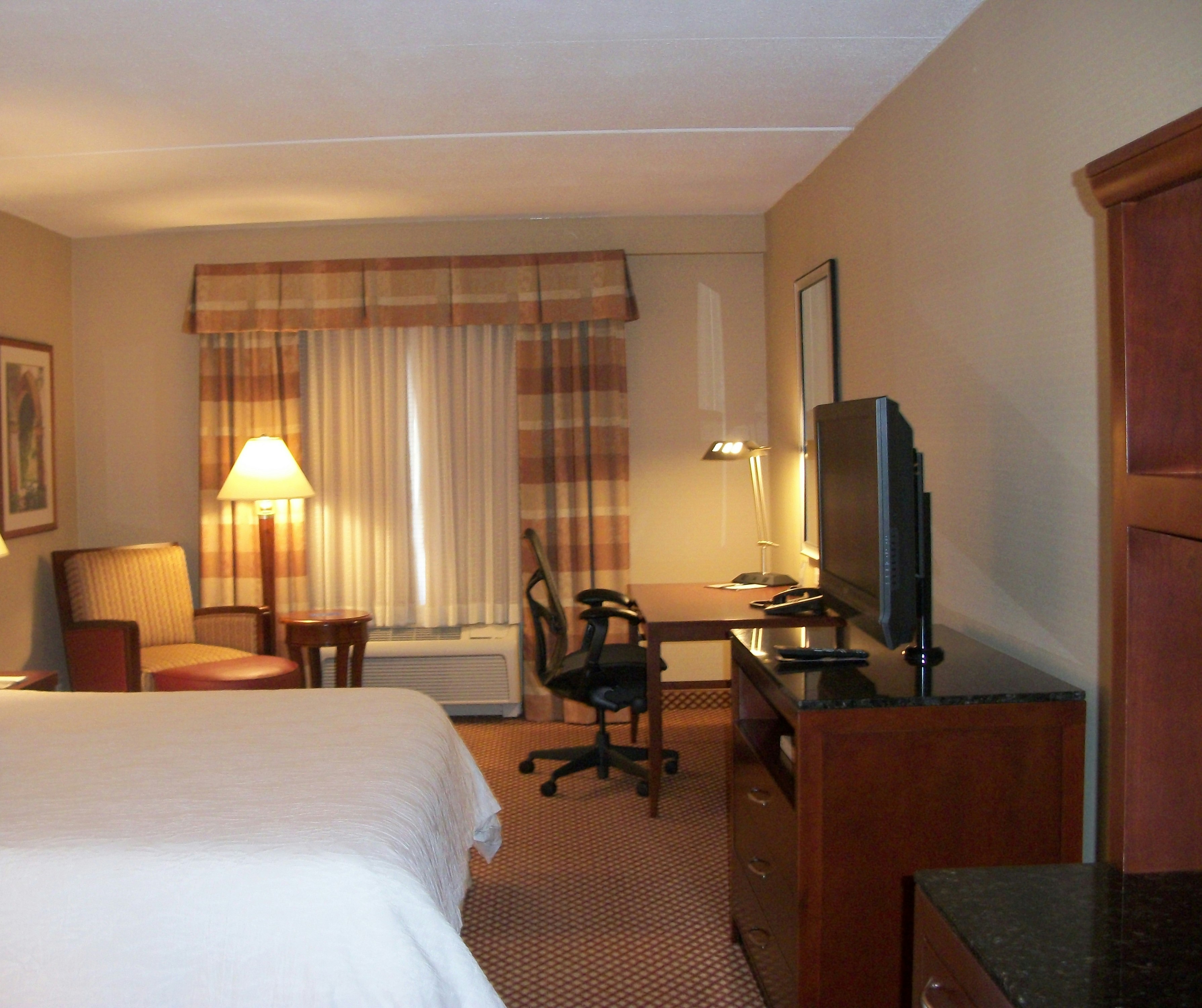 1 KING BED