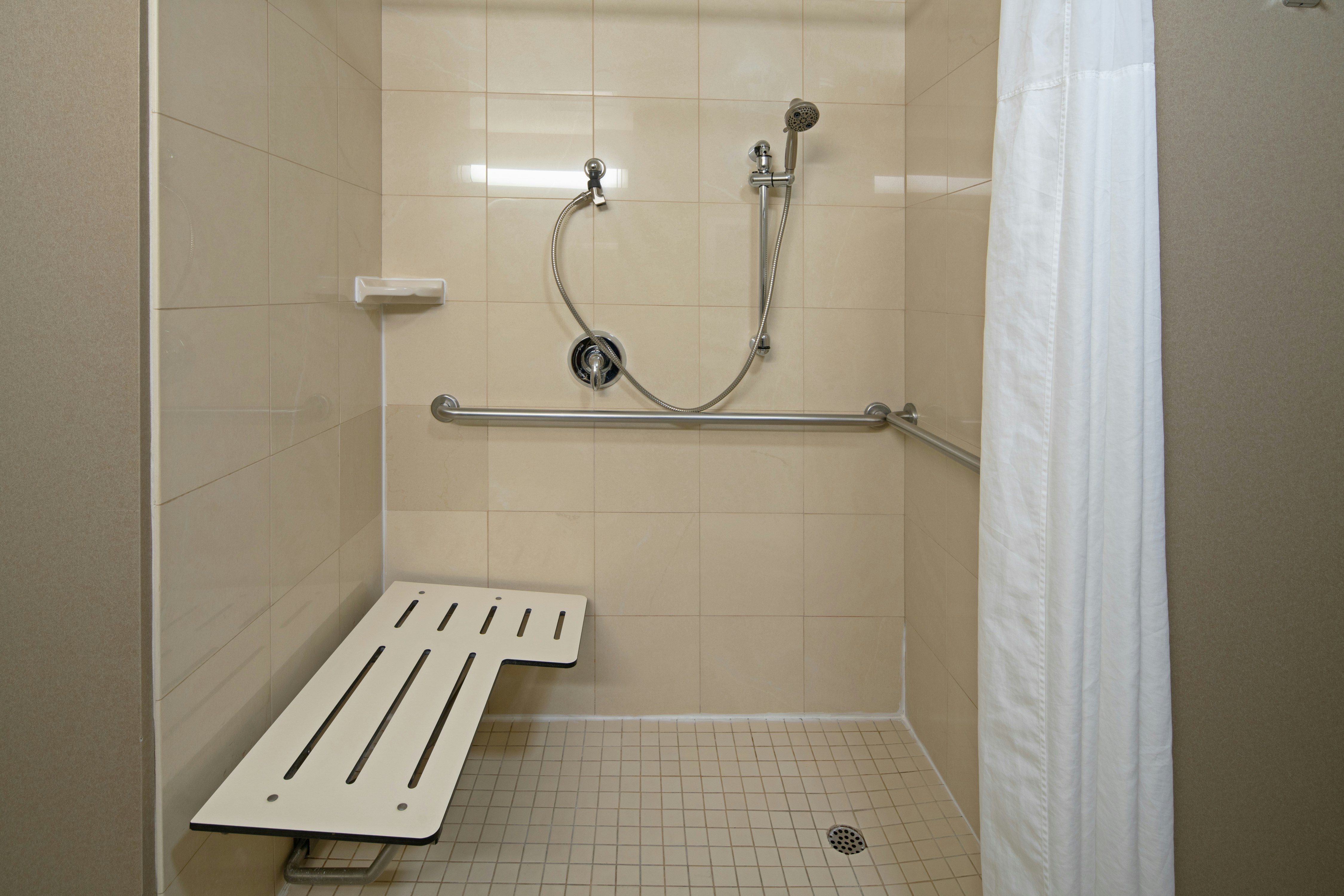 1 KN ACC TUB STUDIO NOSMOK