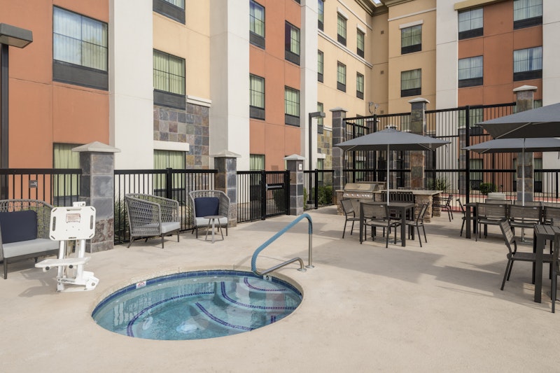 Homewood Suites by Hilton Phoenix North-Happy Valley