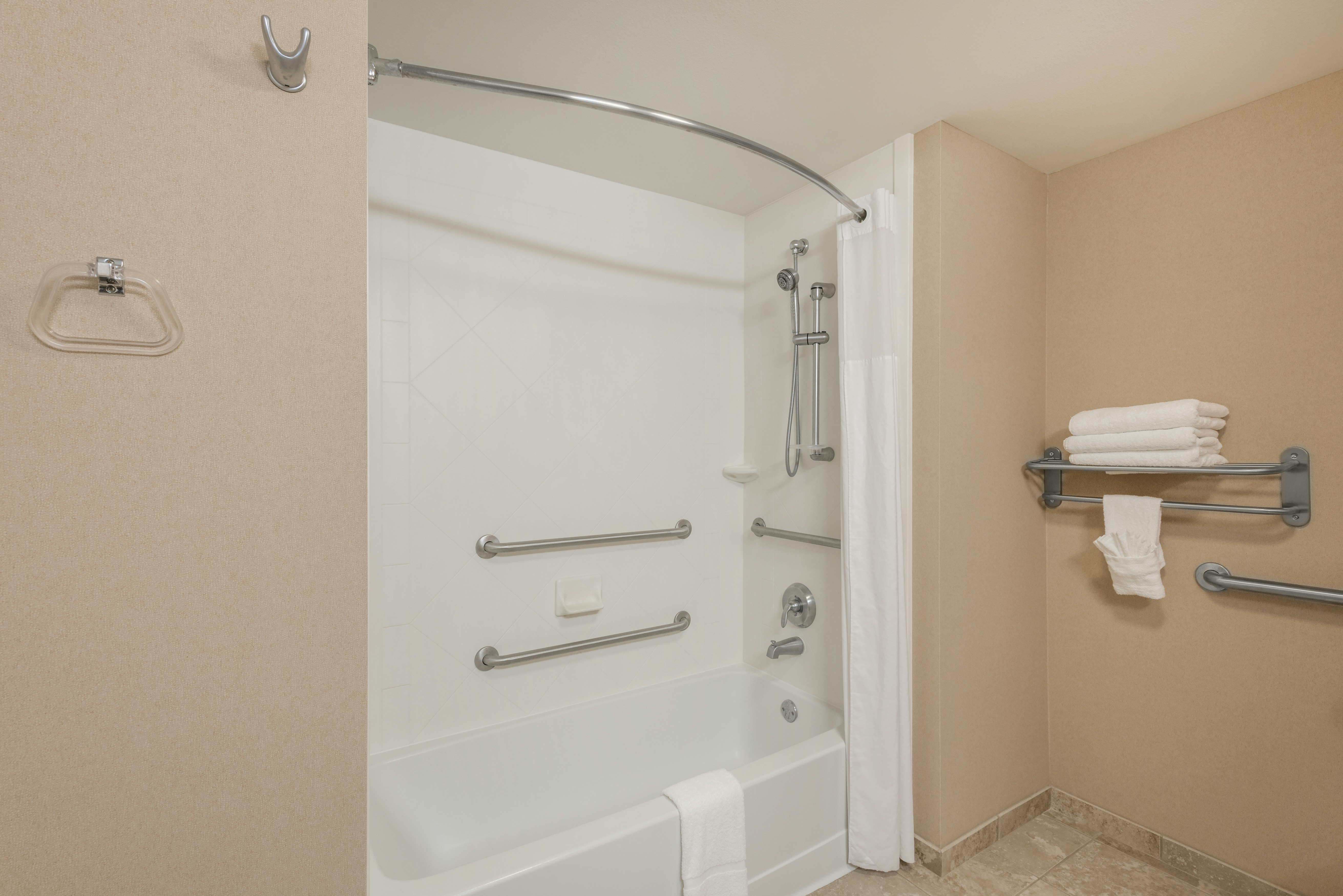 2 DBL ACCESSIBLE W/TUB NS