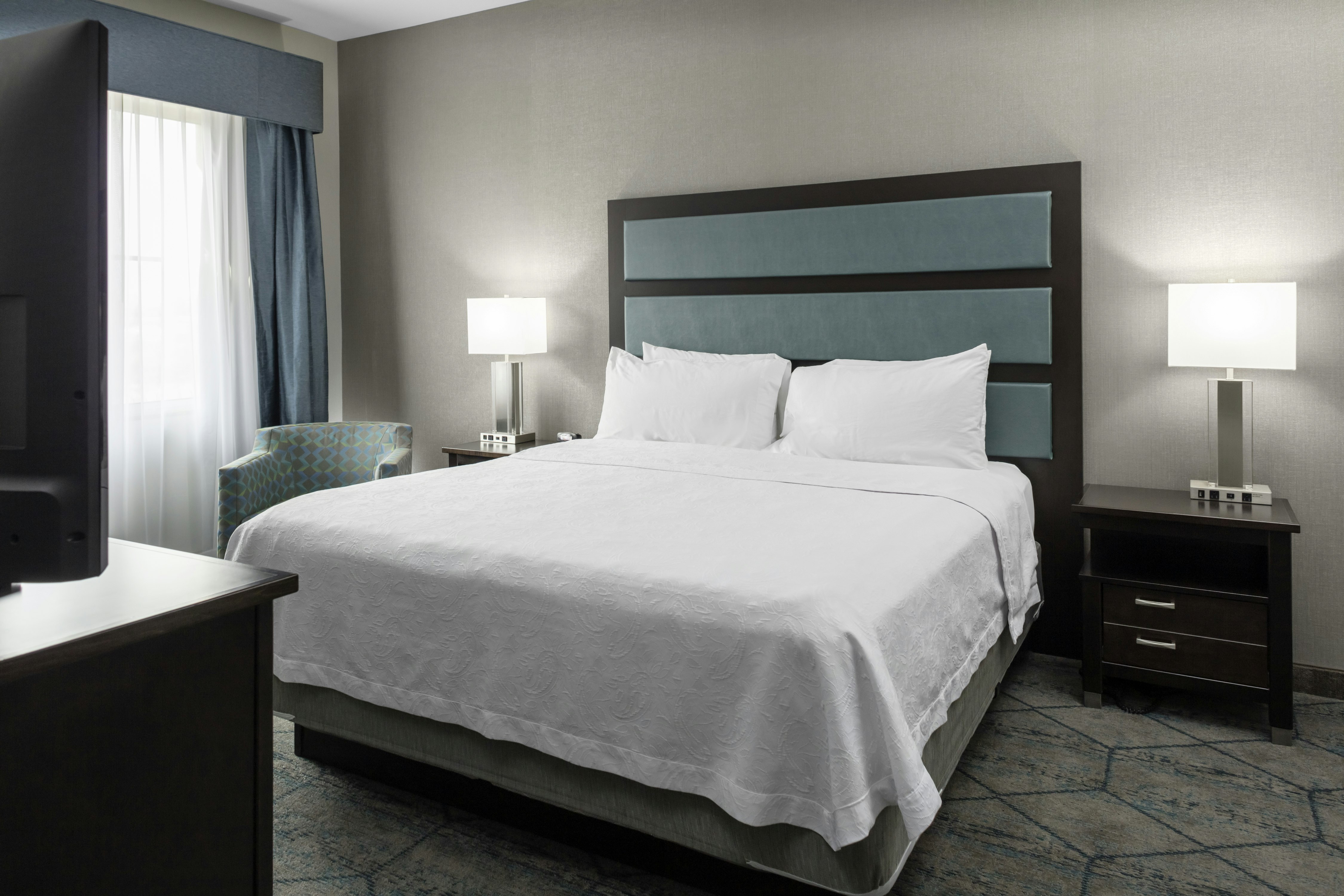Homewood Suites by Hilton Phoenix Airport South