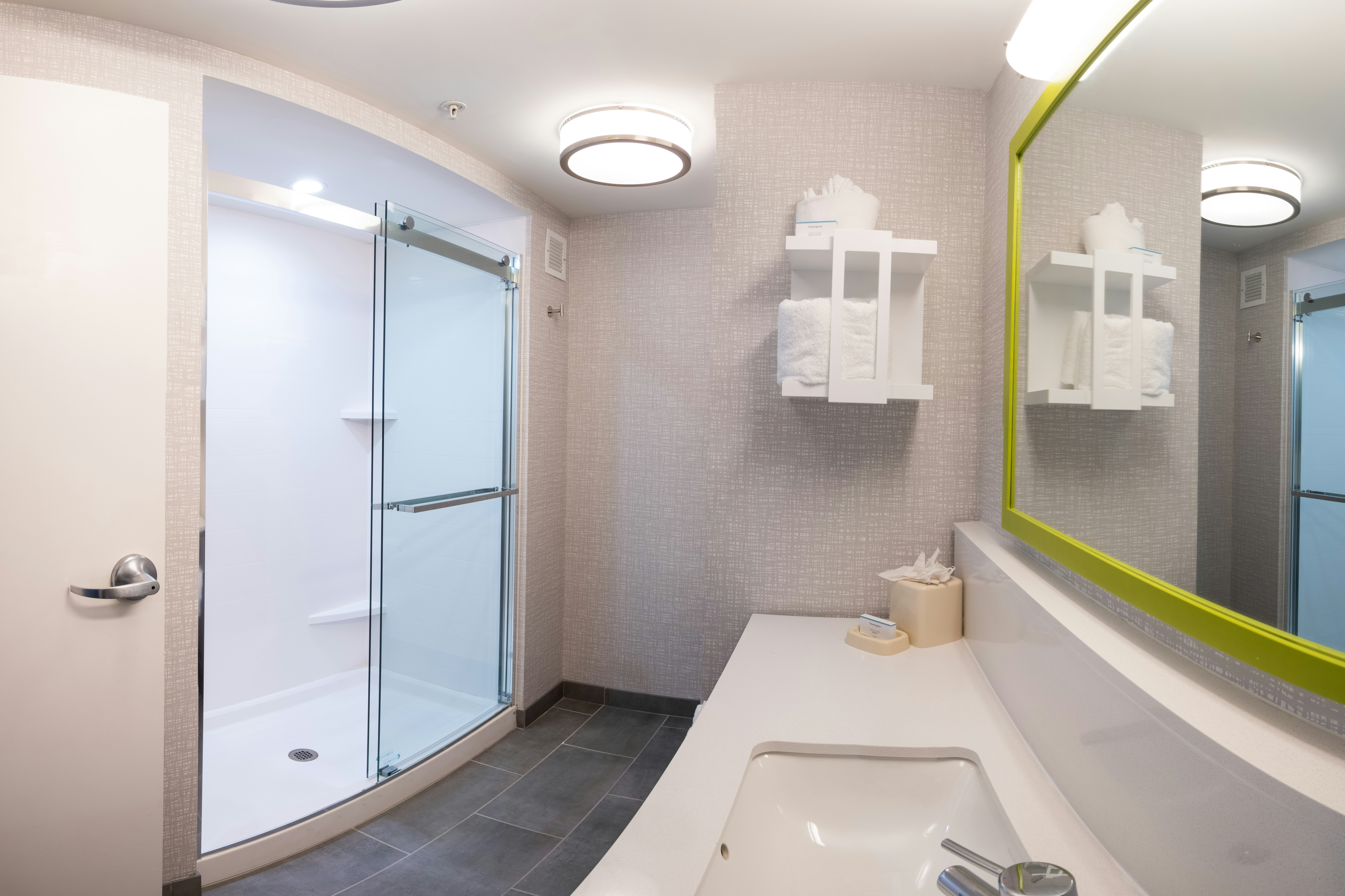 Hampton Inn & Suites Dallas-Lewisville/Vista Ridge Mall