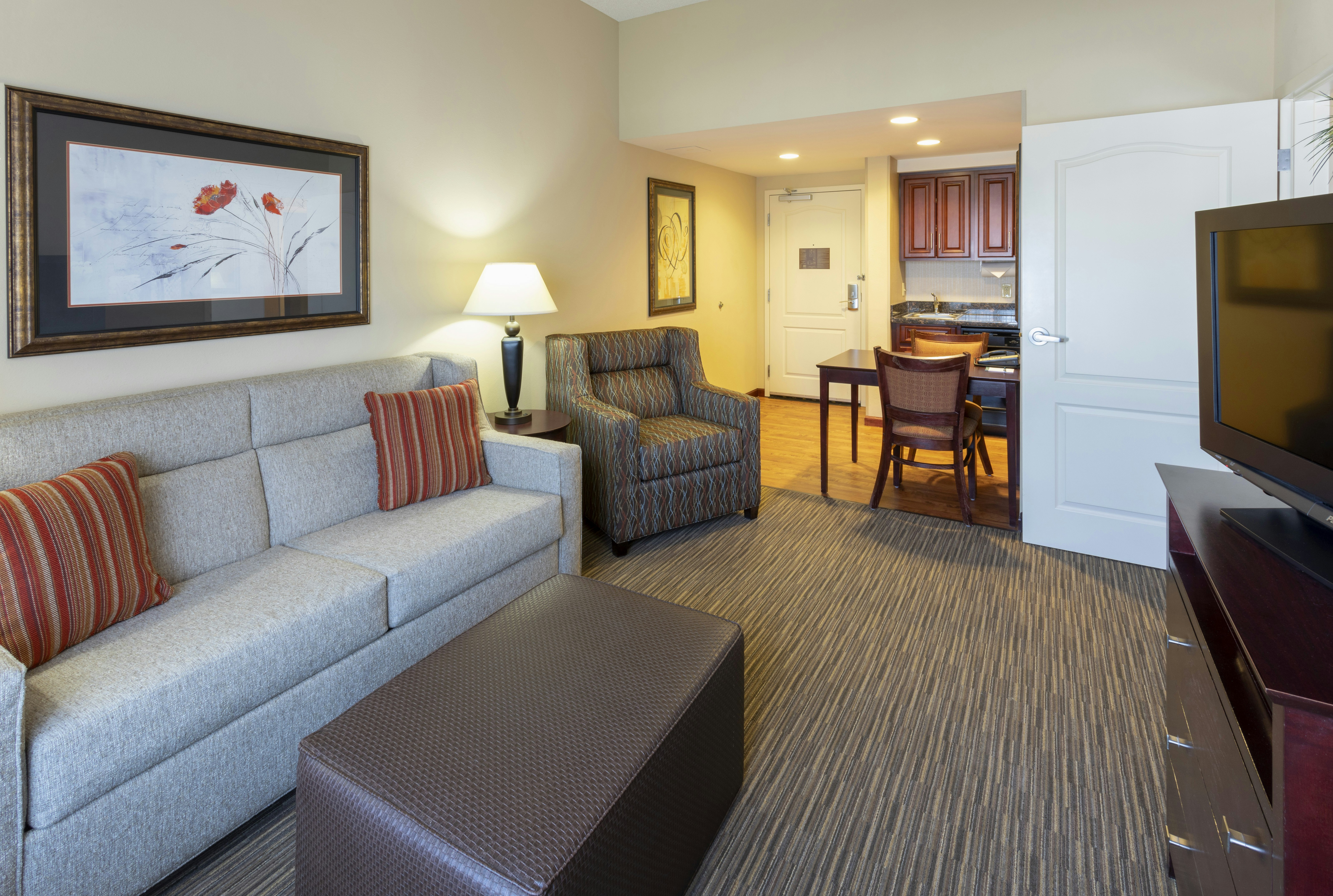 Homewood Suites by Hilton Minneapolis- St. Louis Park at West End