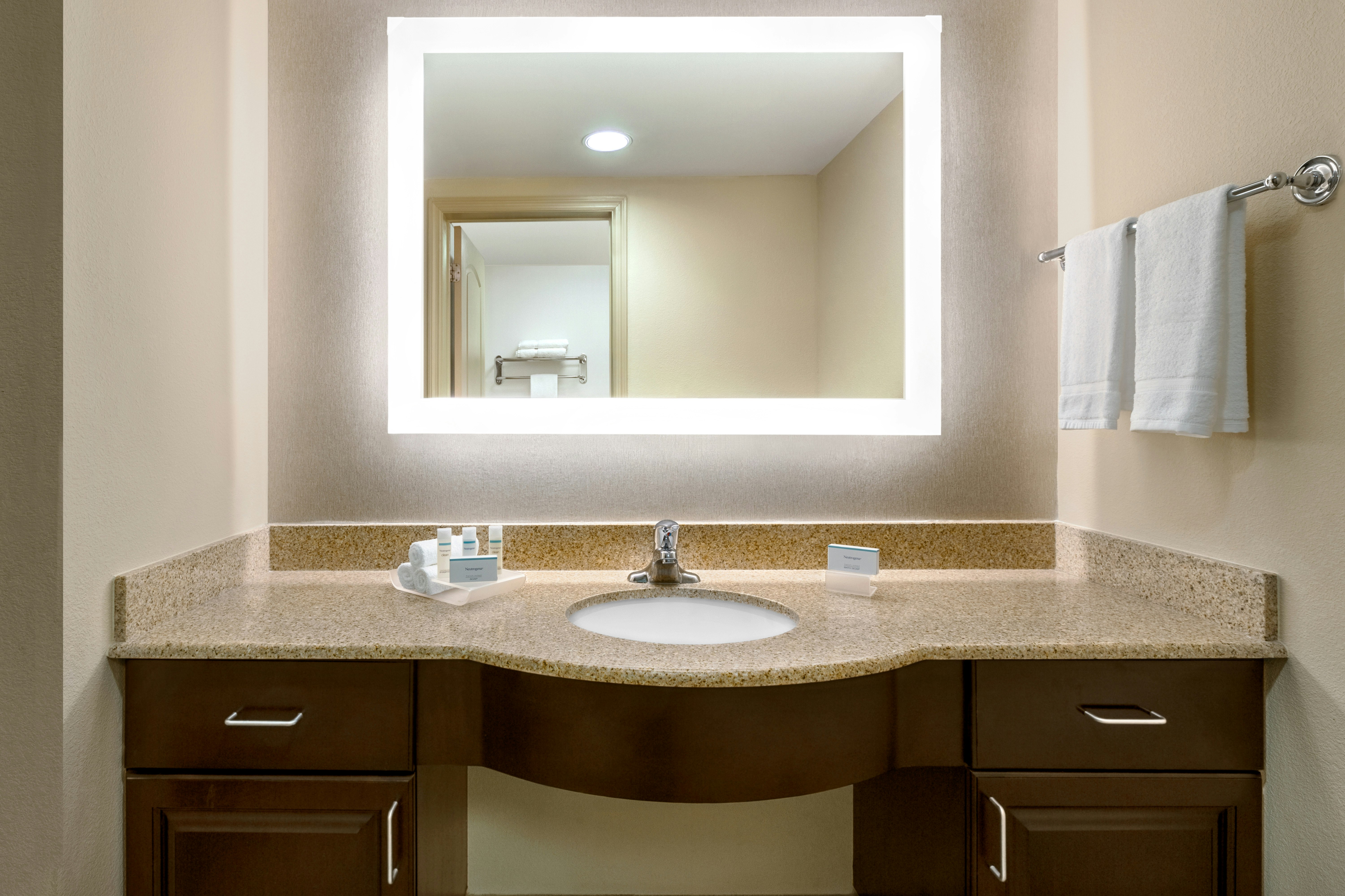 Homewood Suites by Hilton Macon-North