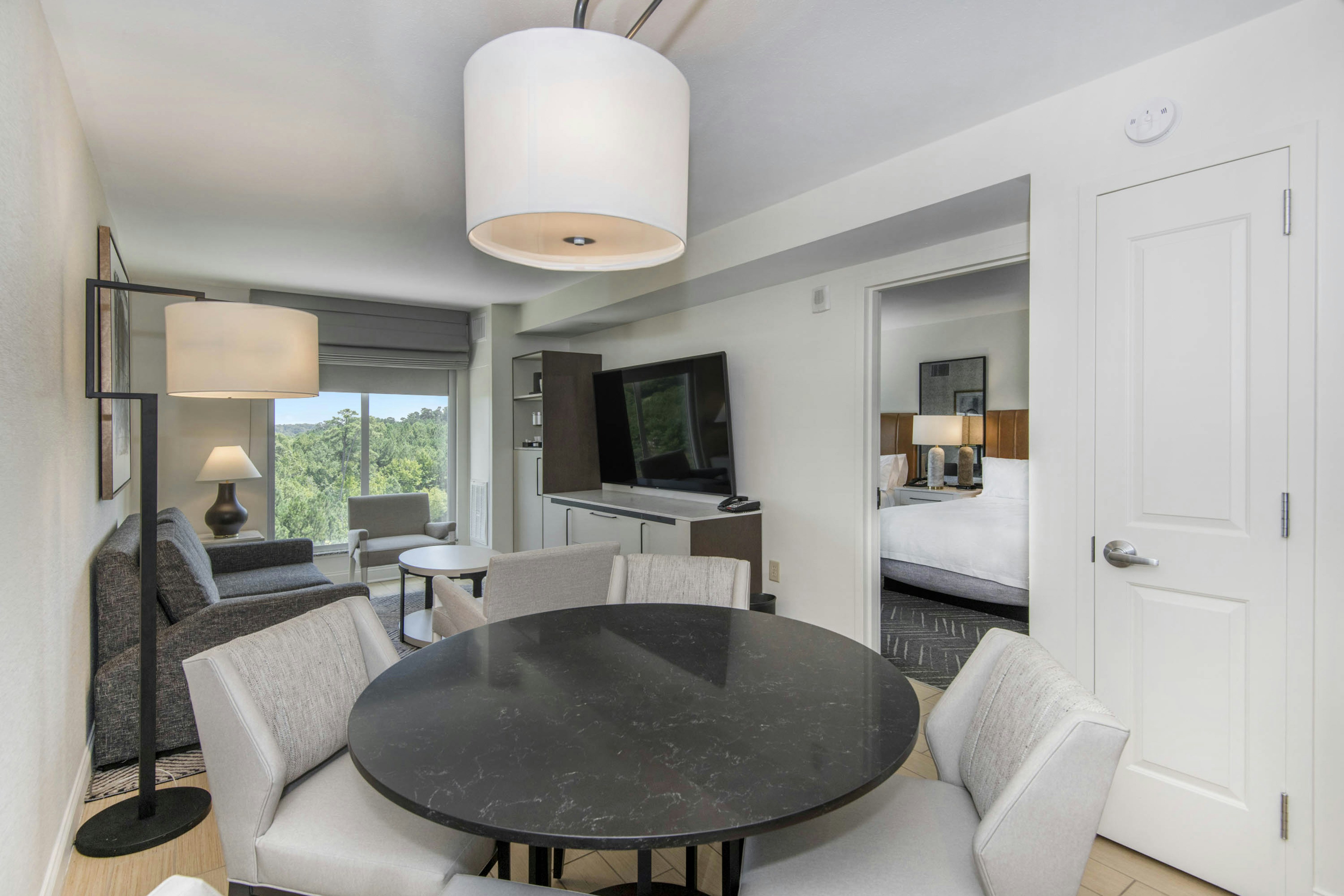 1 KING BED FAMILY SUITE