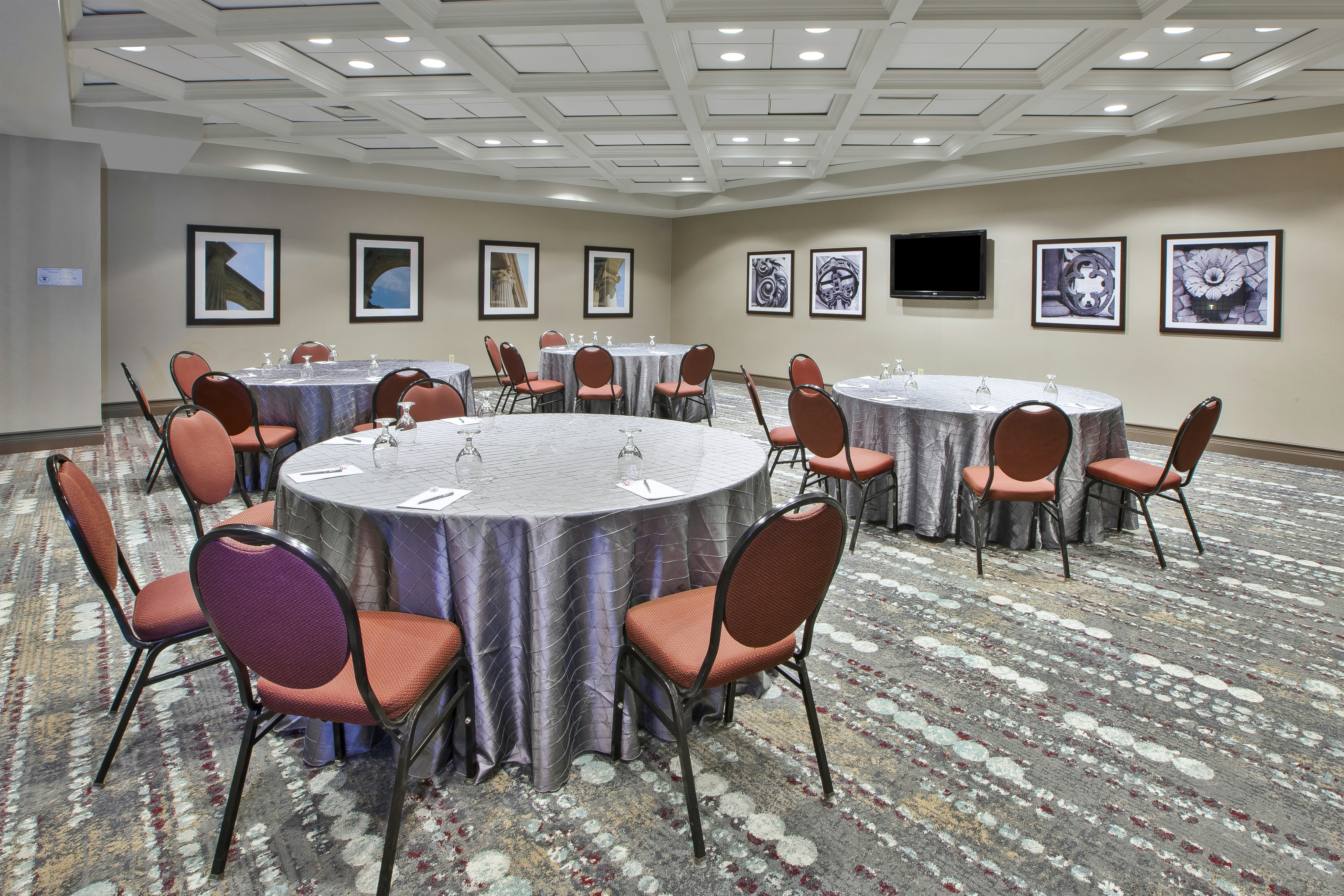Embassy Suites by Hilton Columbus Airport