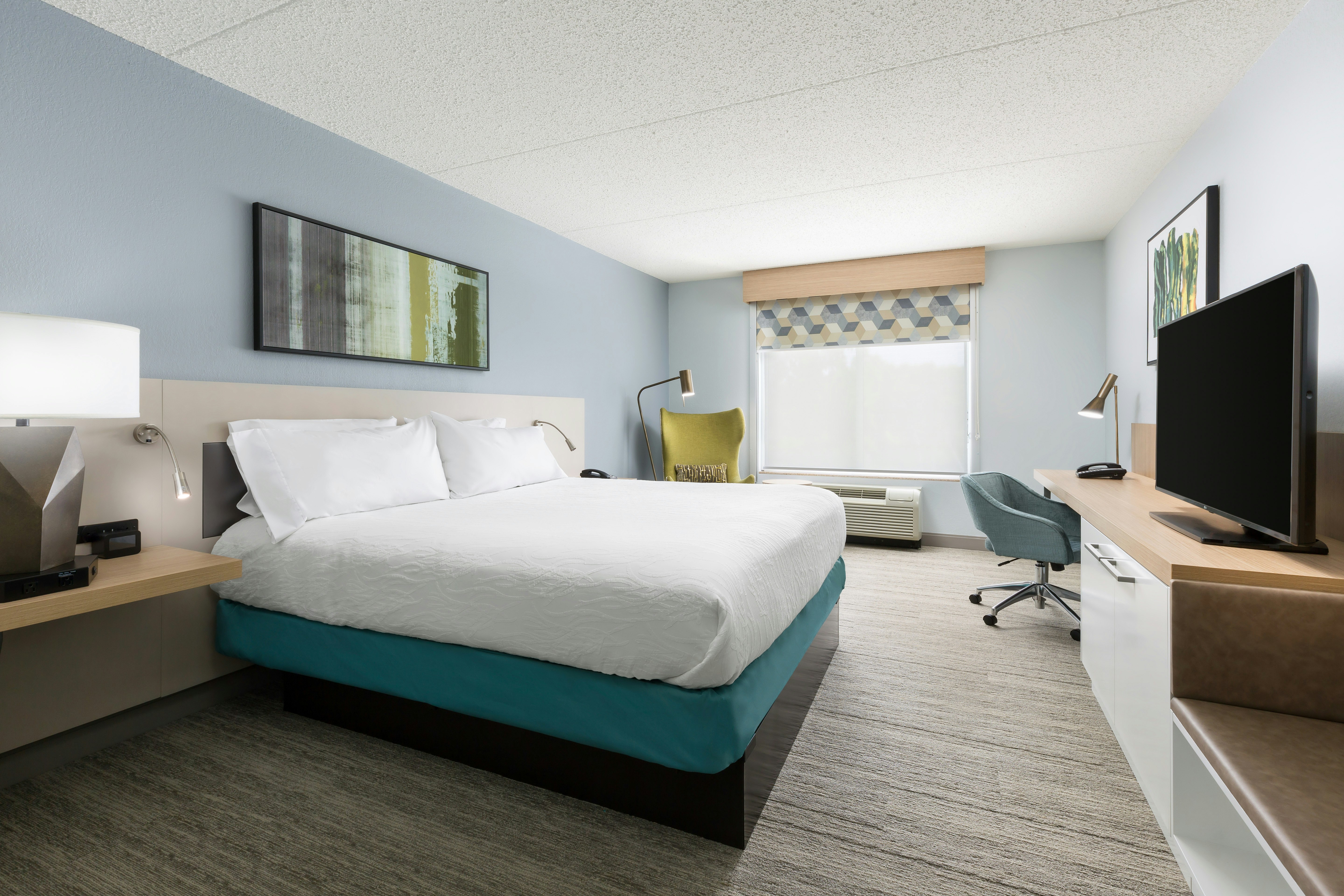 1 KING BED