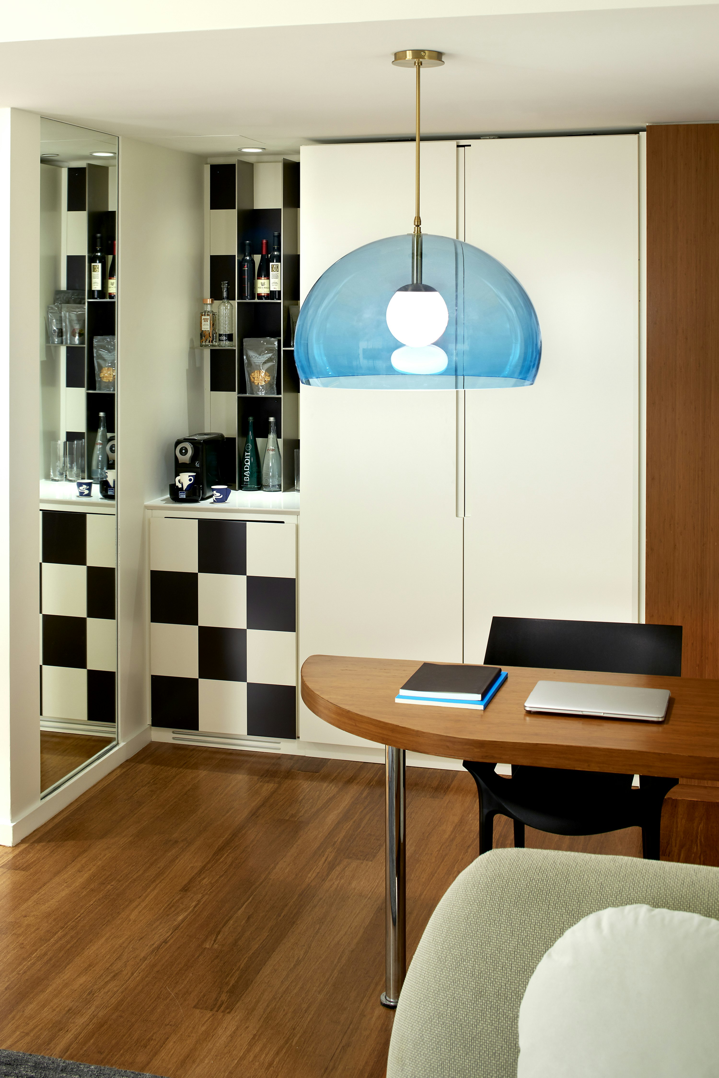 The Valorian Los Angeles, Curio Collection by Hilton