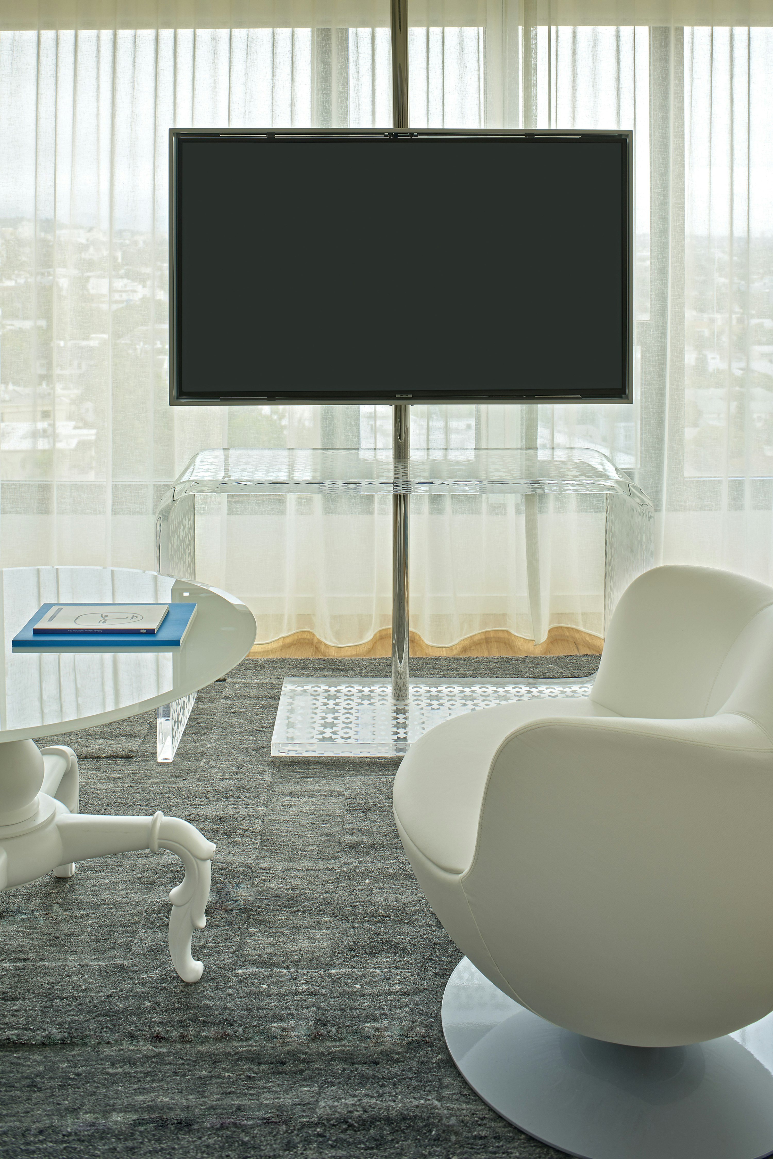 The Valorian Los Angeles, Curio Collection by Hilton