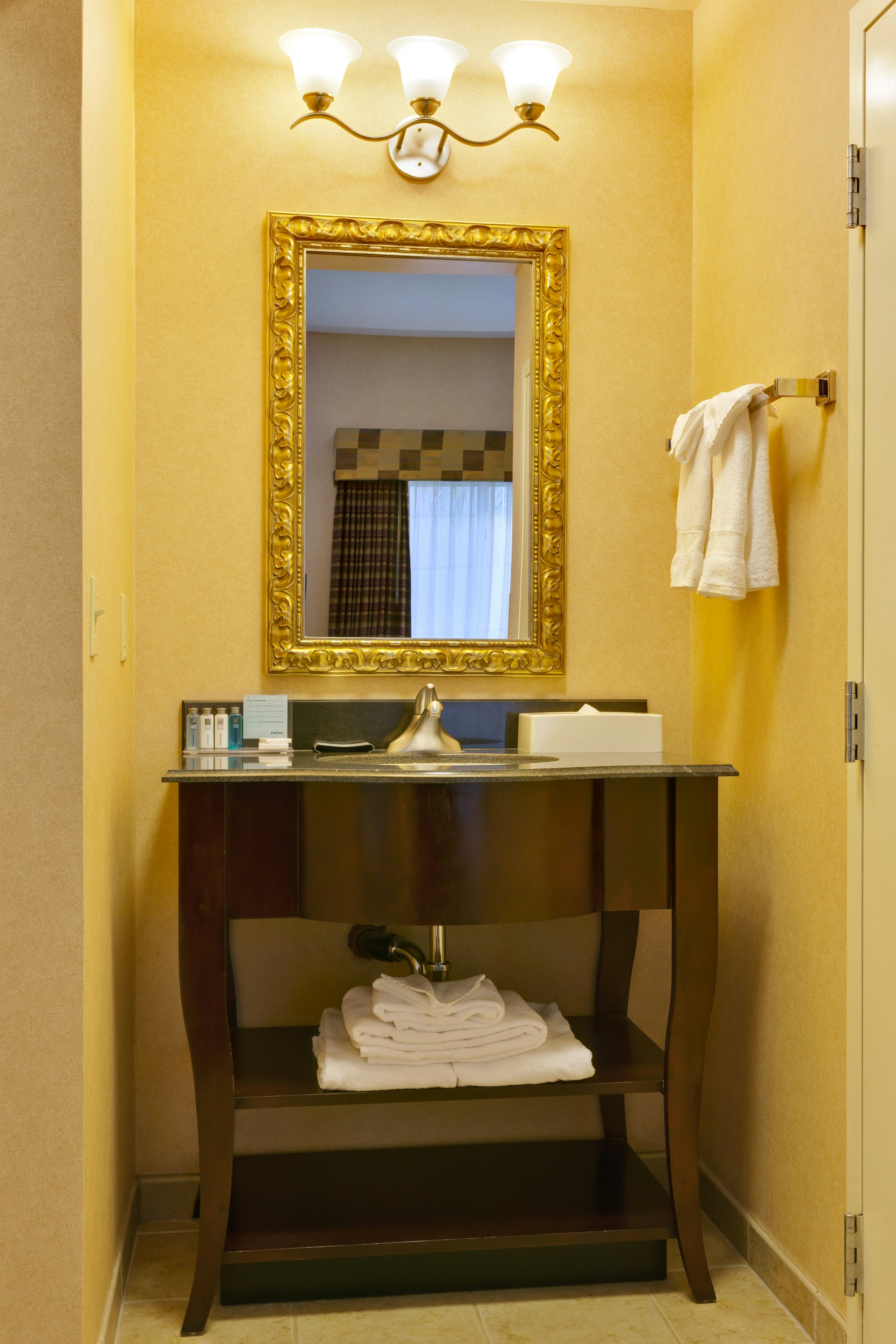 California Event Venues: Hampton Inn & Suites Sacramento