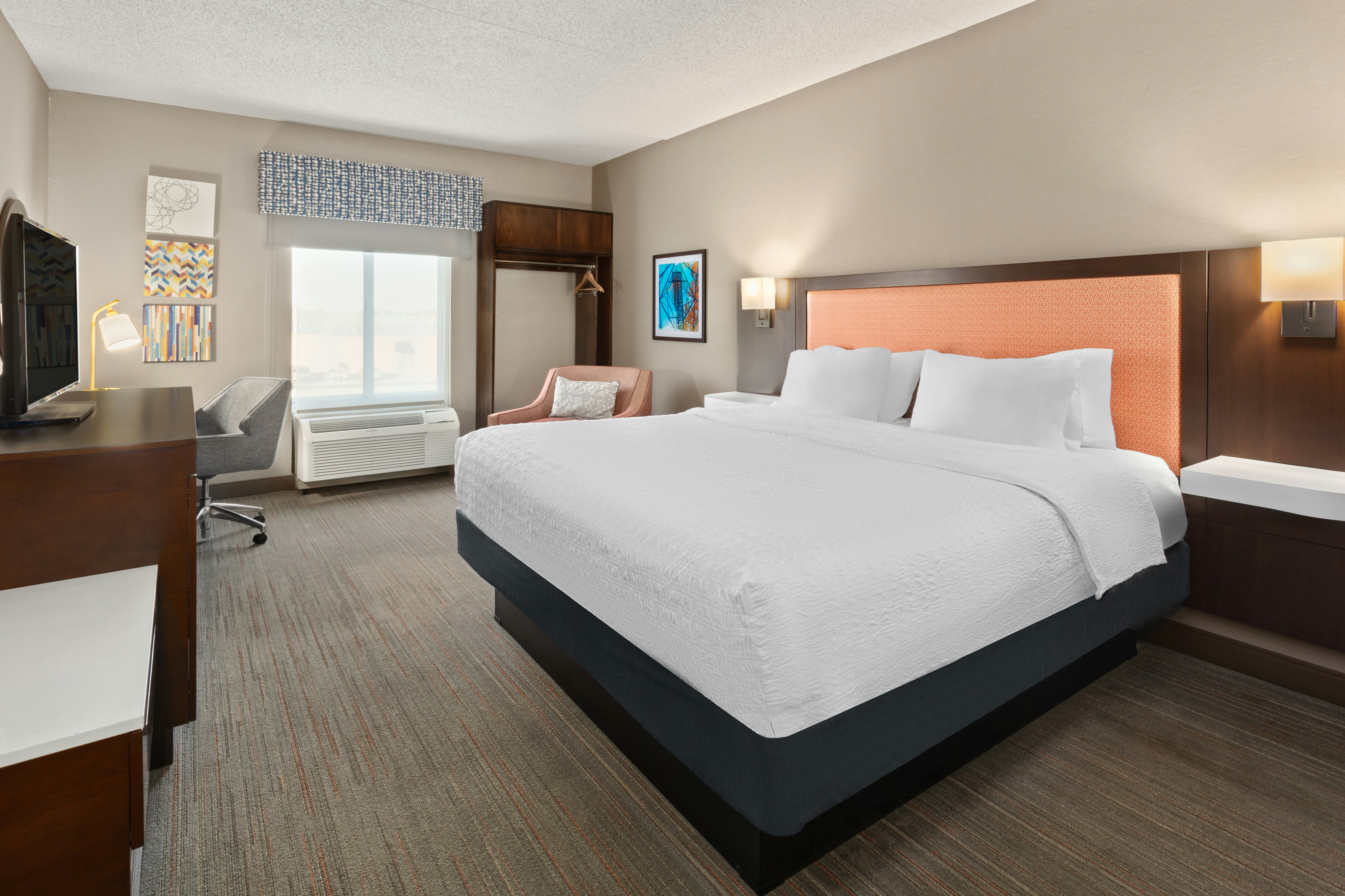1 KING BED SHOWER ONLY NS