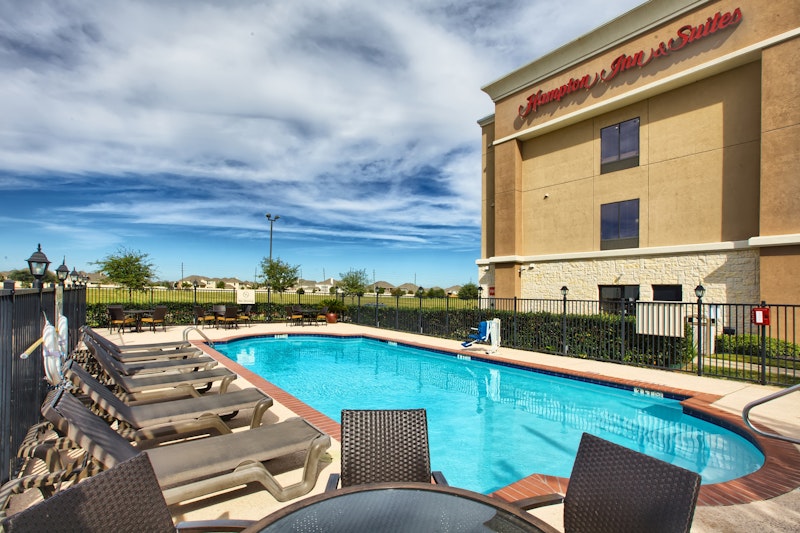 Hampton Inn & Suites Houston – Rosenberg