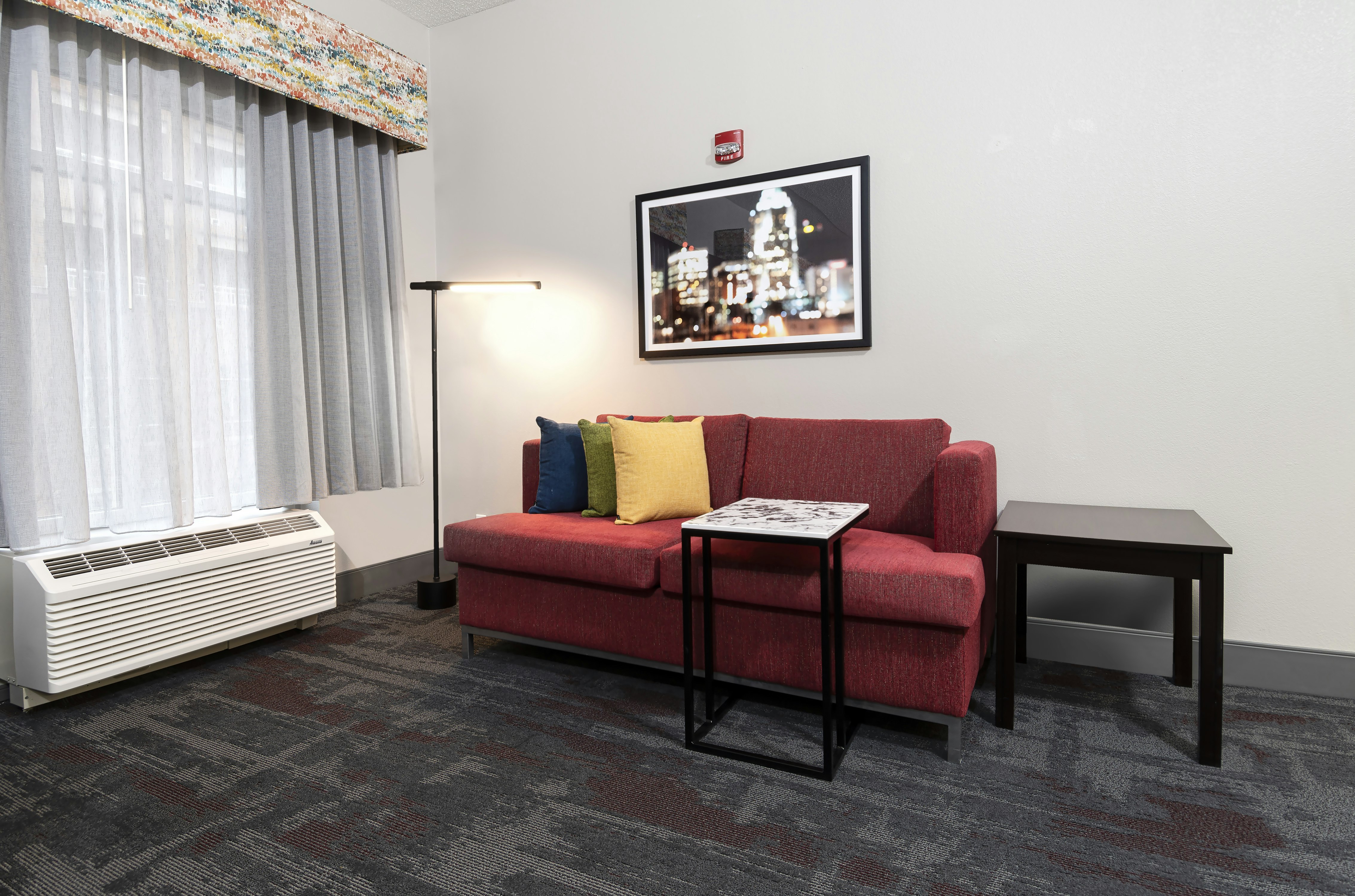 Hampton Inn & Suites Raleigh Downtown