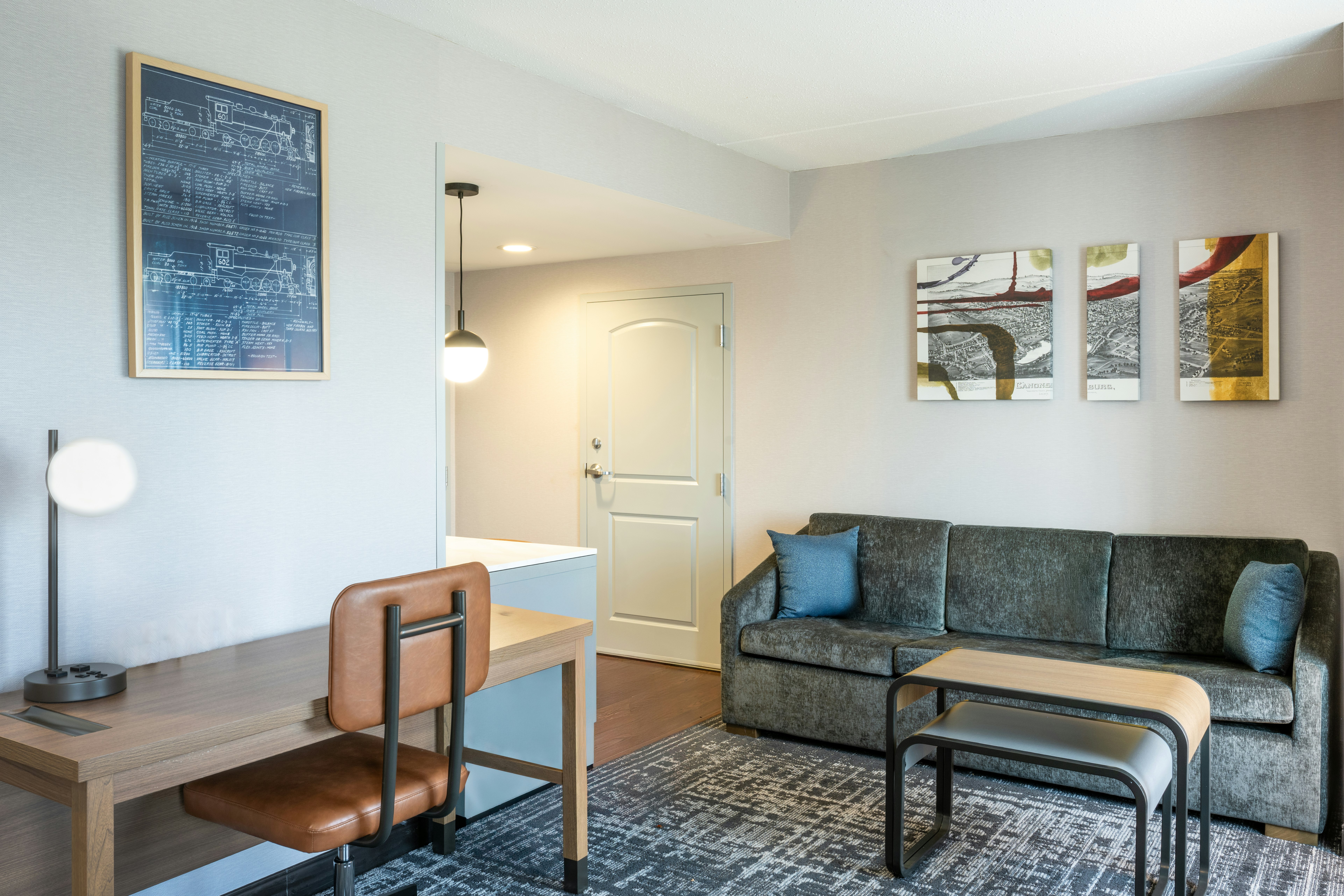 1 KING STUDIO SUITE