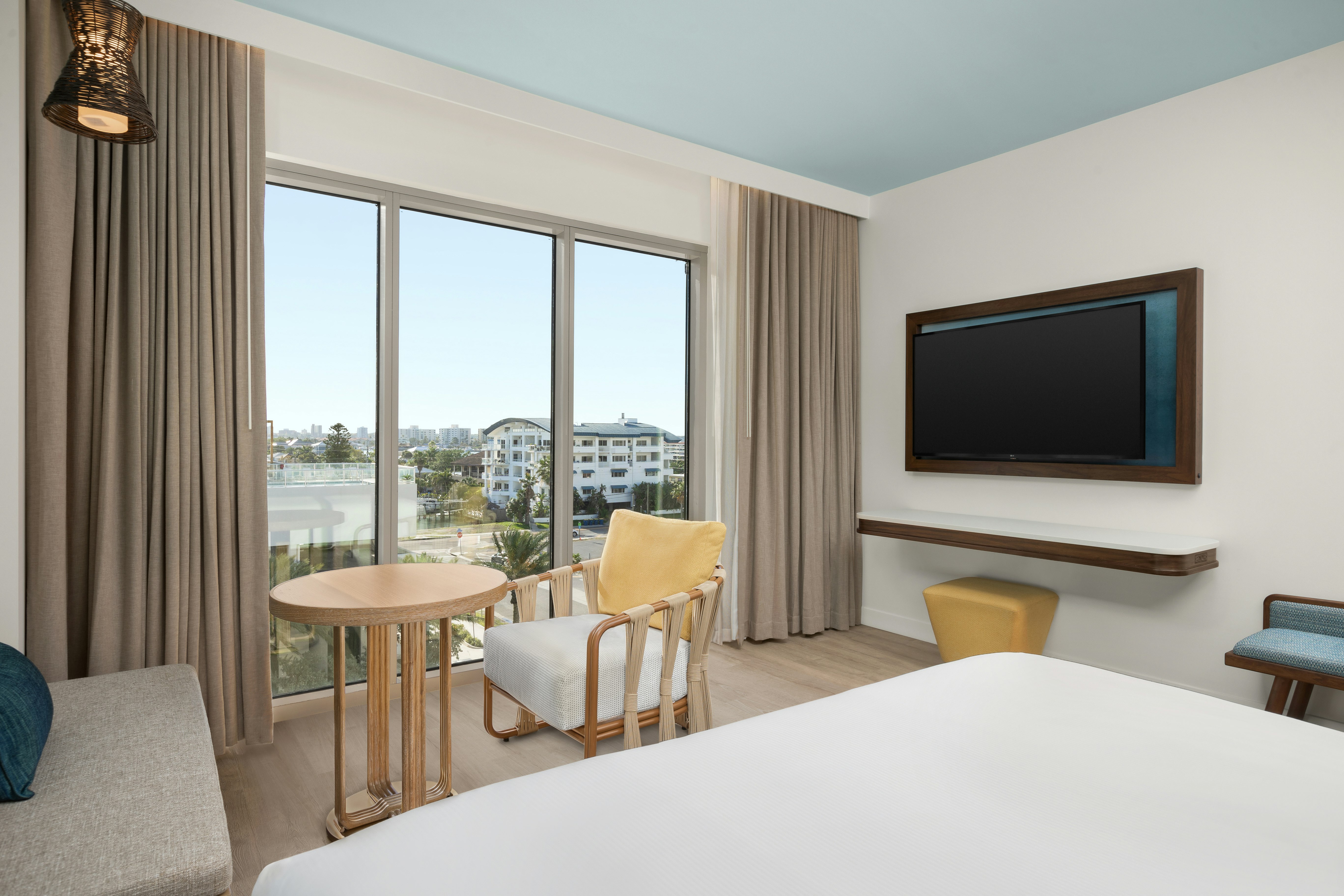 The Hiatus Clearwater Beach, Curio Collection by Hilton