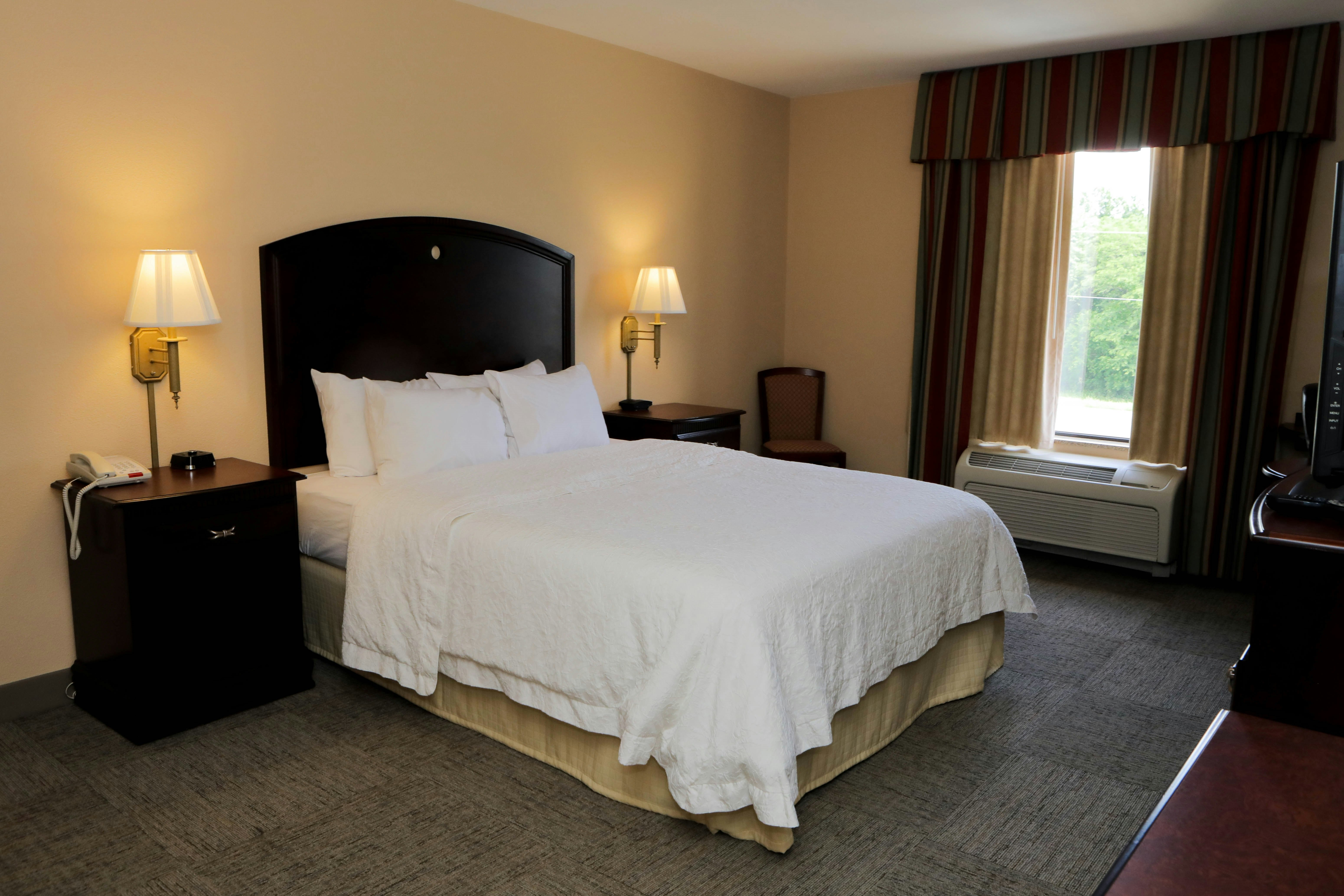 Hampton Inn Clinton – Clinton, MO