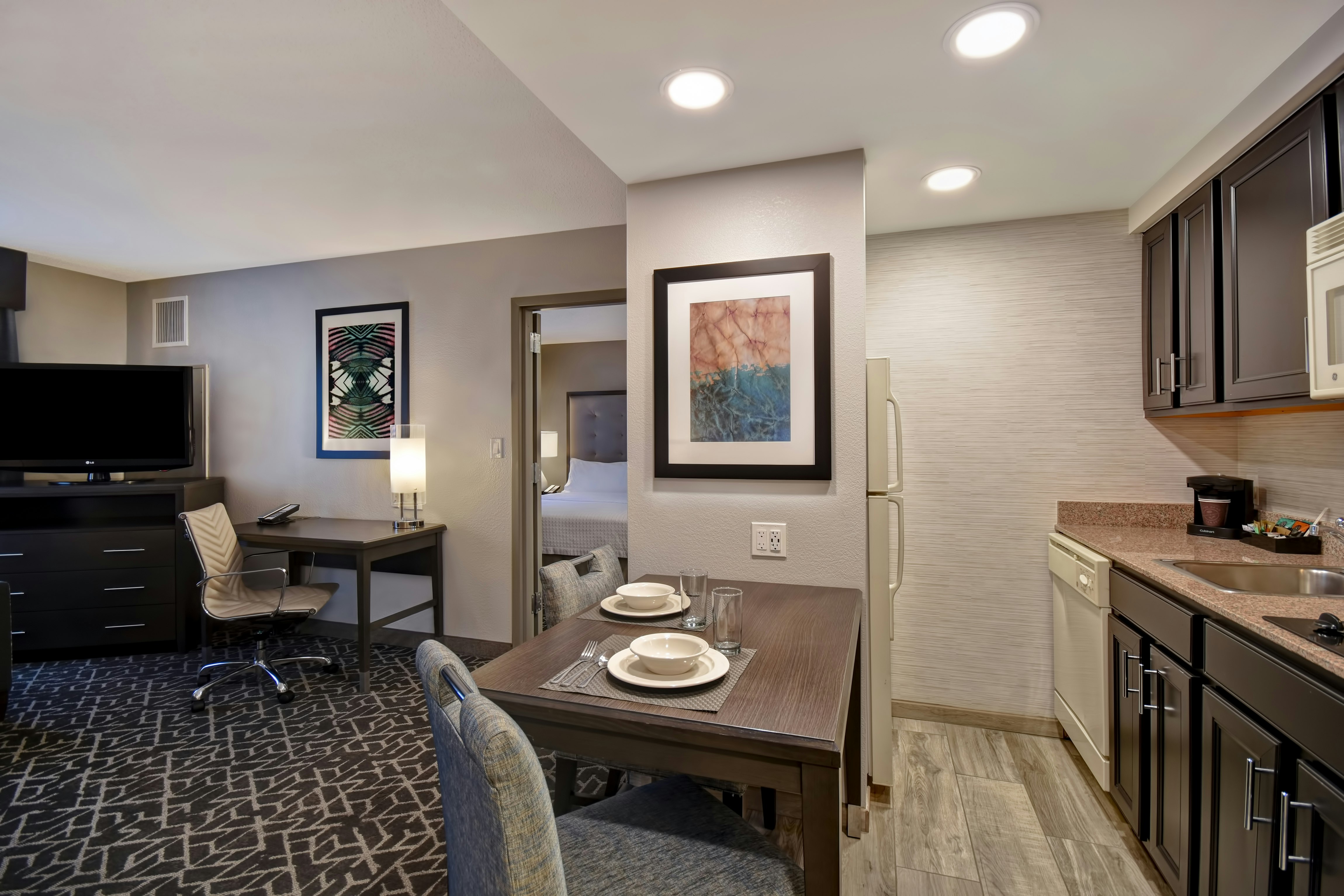 Homewood Suites by HIlton Edgewater – New York City Area