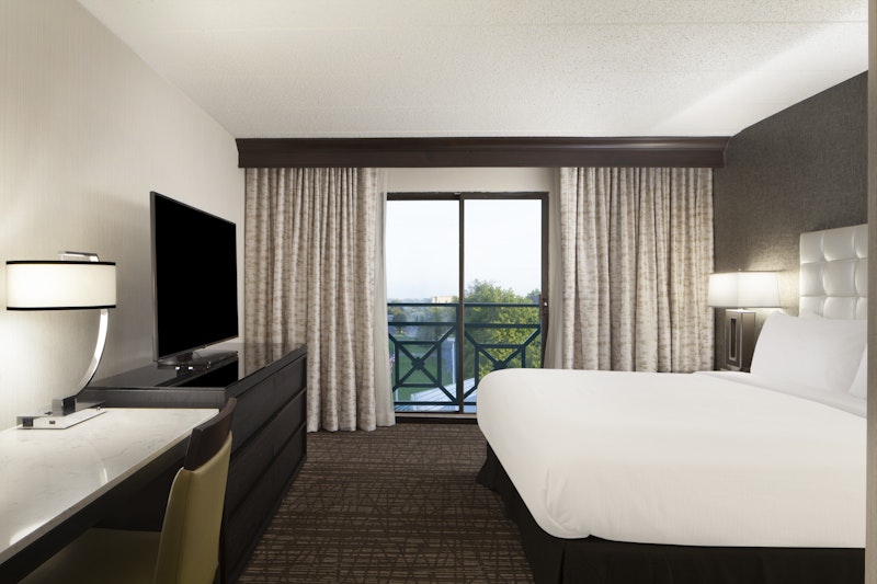 Embassy Suites Philadelphia Airport