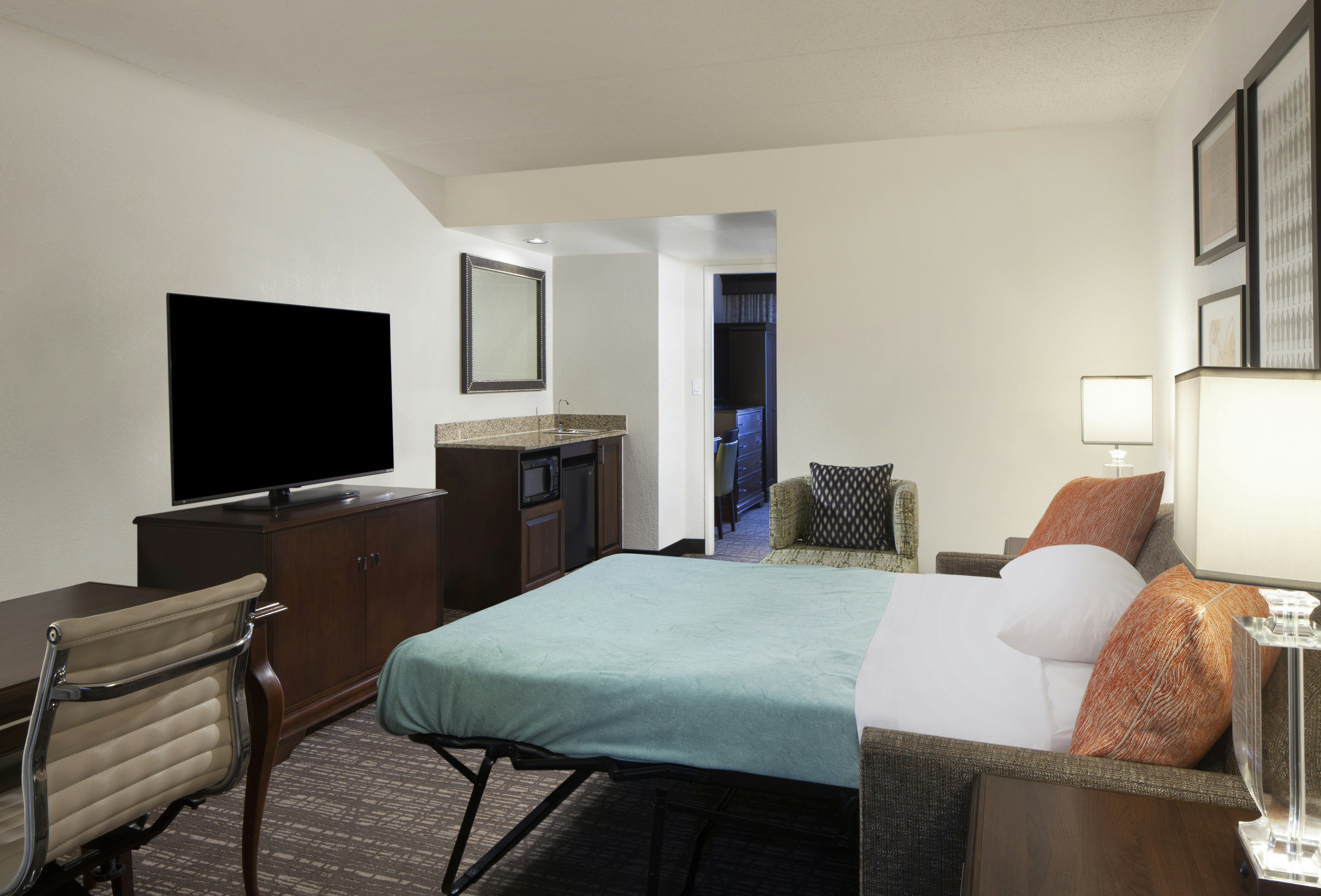 Embassy Suites Philadelphia Airport