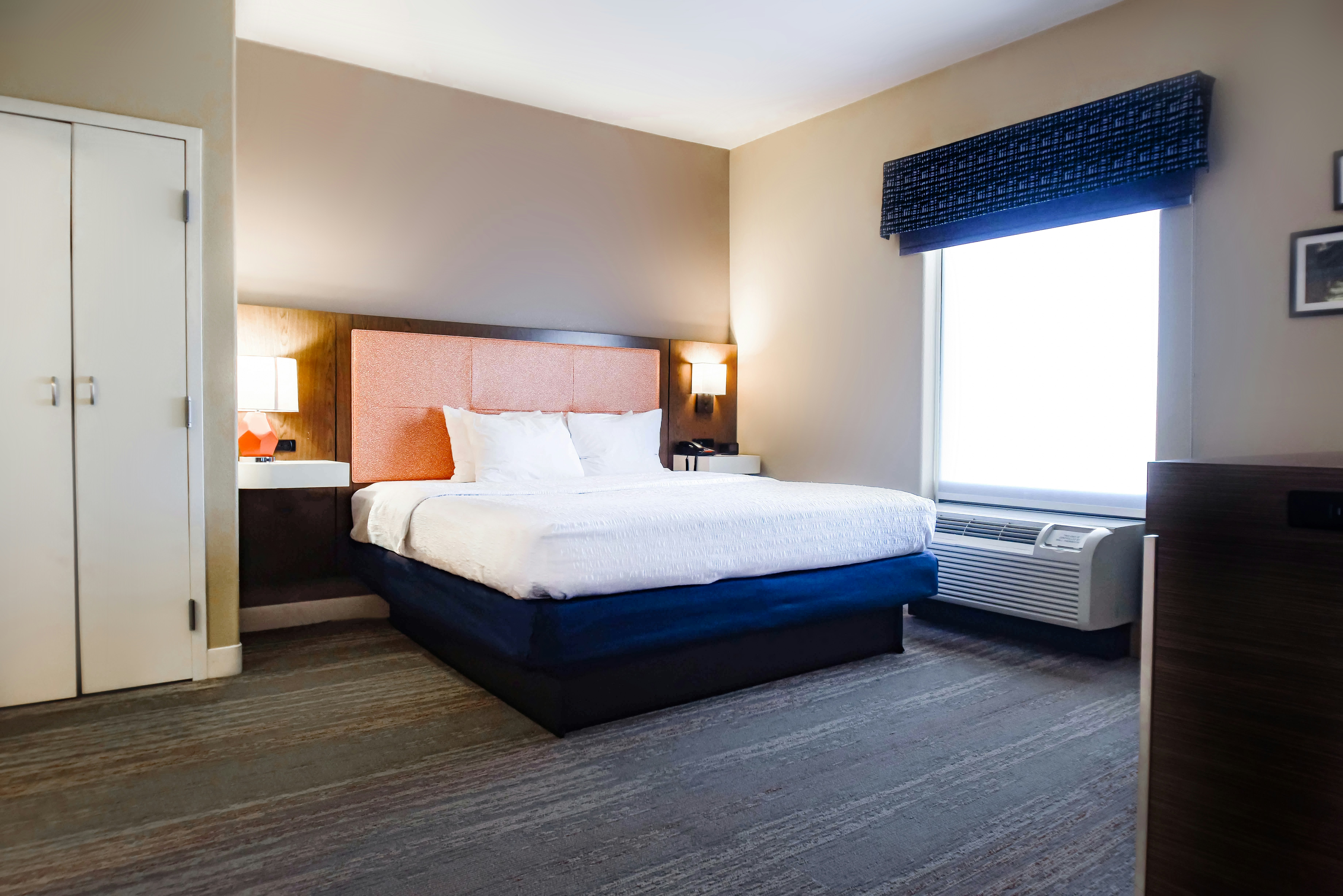 1KG 2 ROOM SUITE NONSMOK