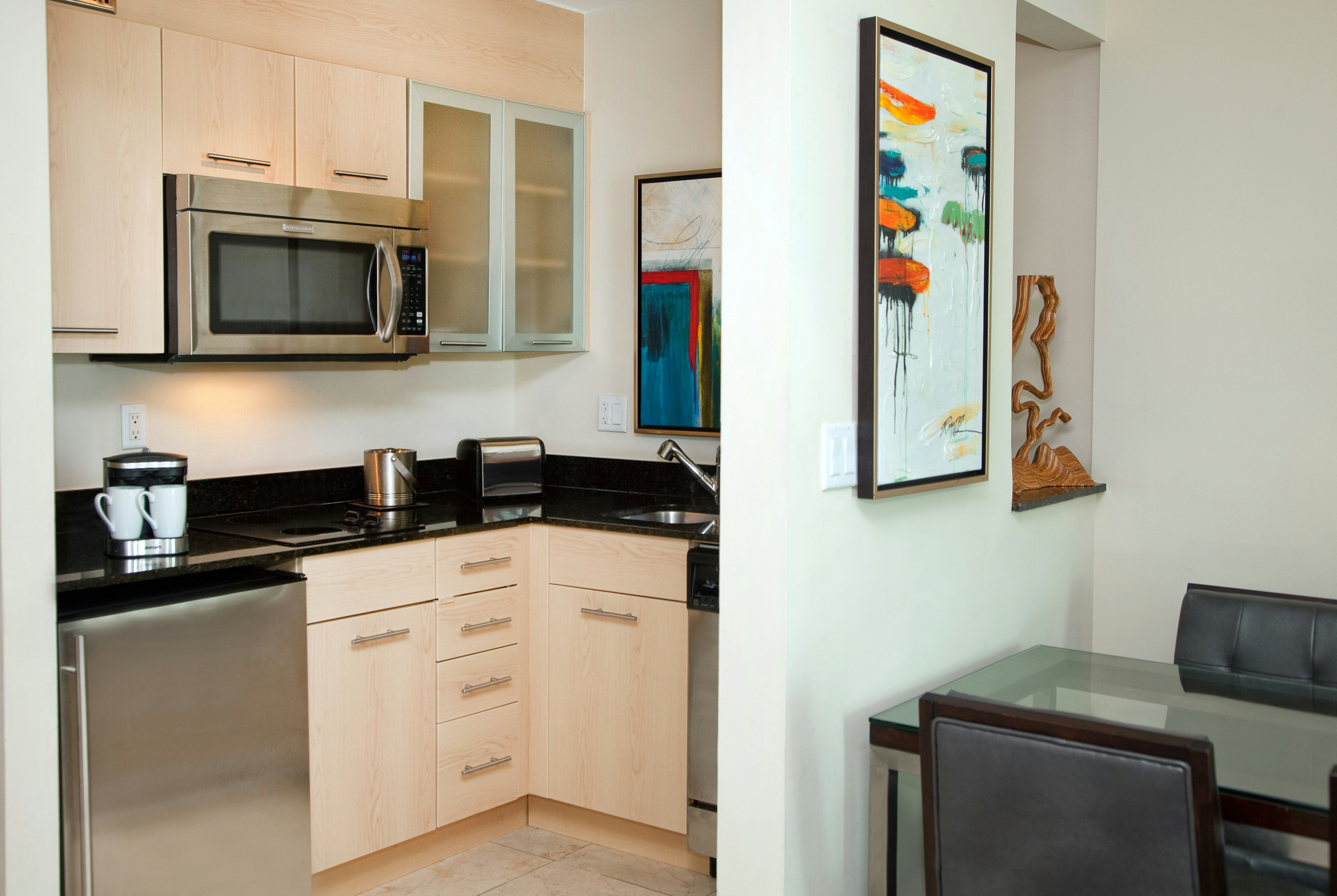 GALLERYone – a DoubleTree Suites by Hilton