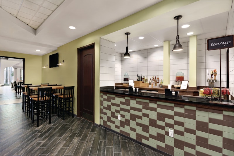 Embassy Suites by Hilton Tuscaloosa Alabama Downtown