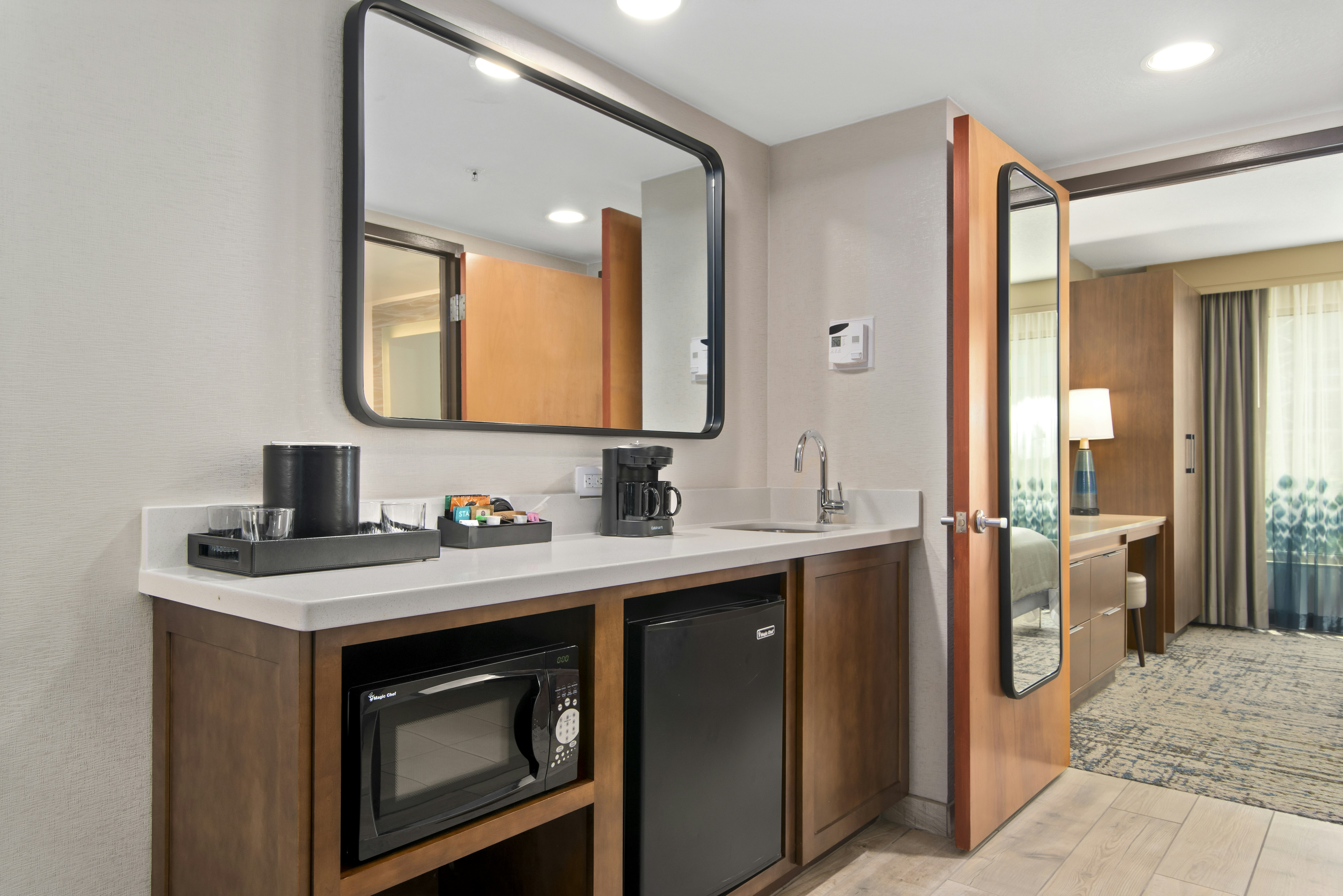 Event Spaces Near California – Embassy Suites by Hilton