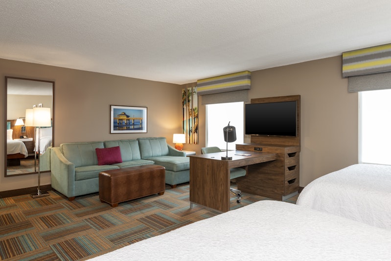 Host Your Birthday Celebrations at Hampton Inn & Suites Fort Myers-Colonial Blvd.