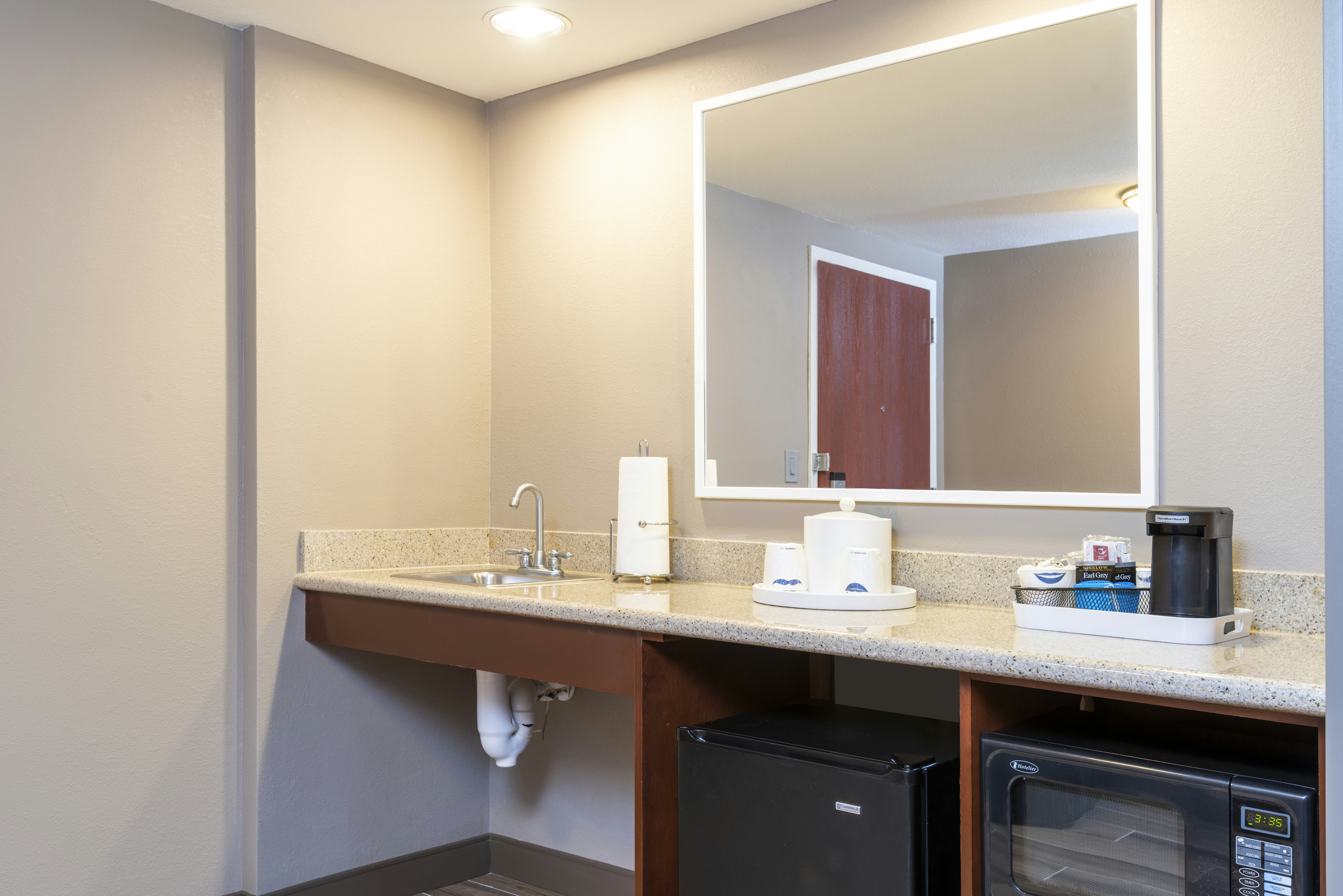 Host Your Birthday Celebrations at Hampton Inn & Suites Fort Myers-Colonial Blvd.