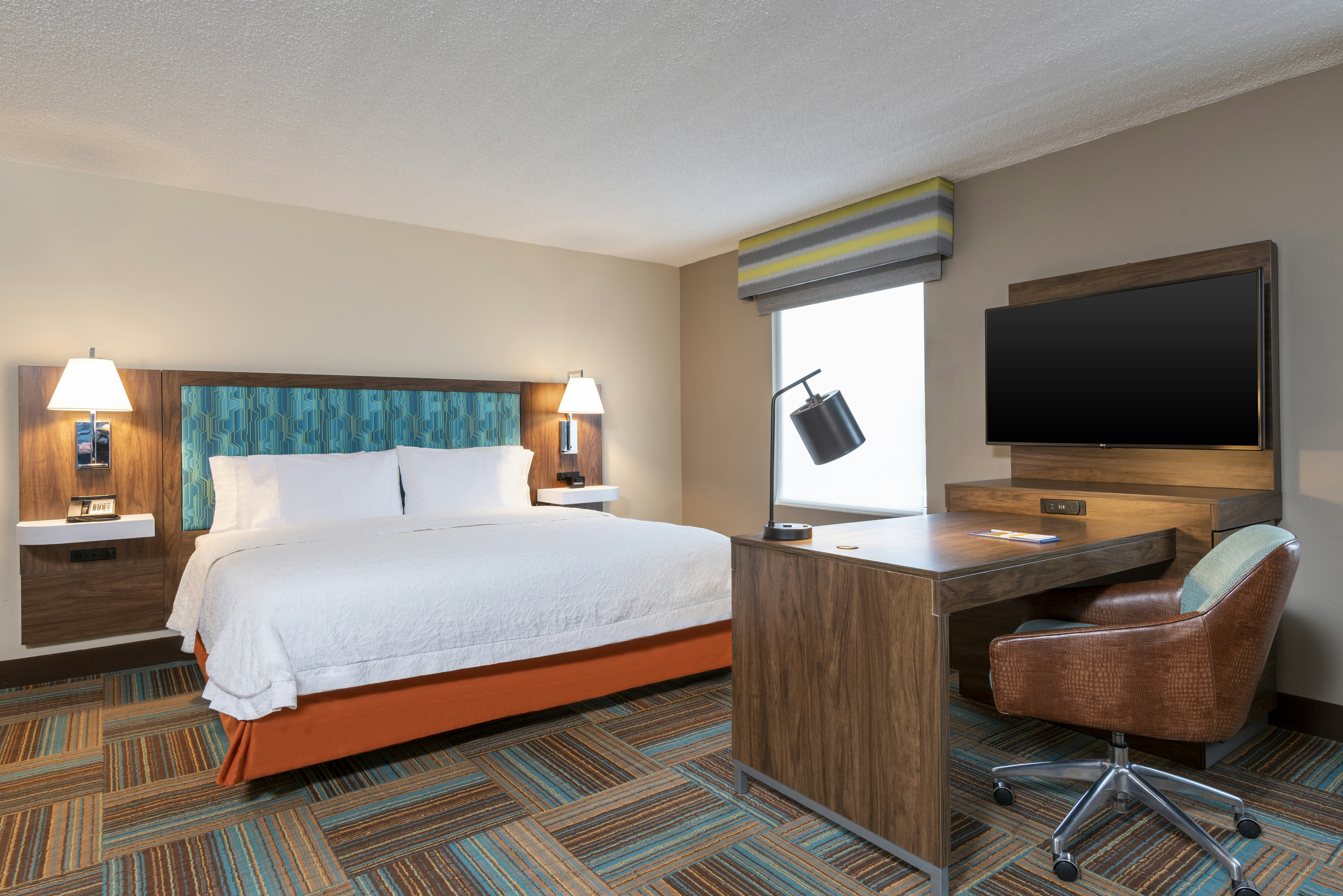 Host Your Birthday Celebrations at Hampton Inn & Suites Fort Myers-Colonial Blvd.