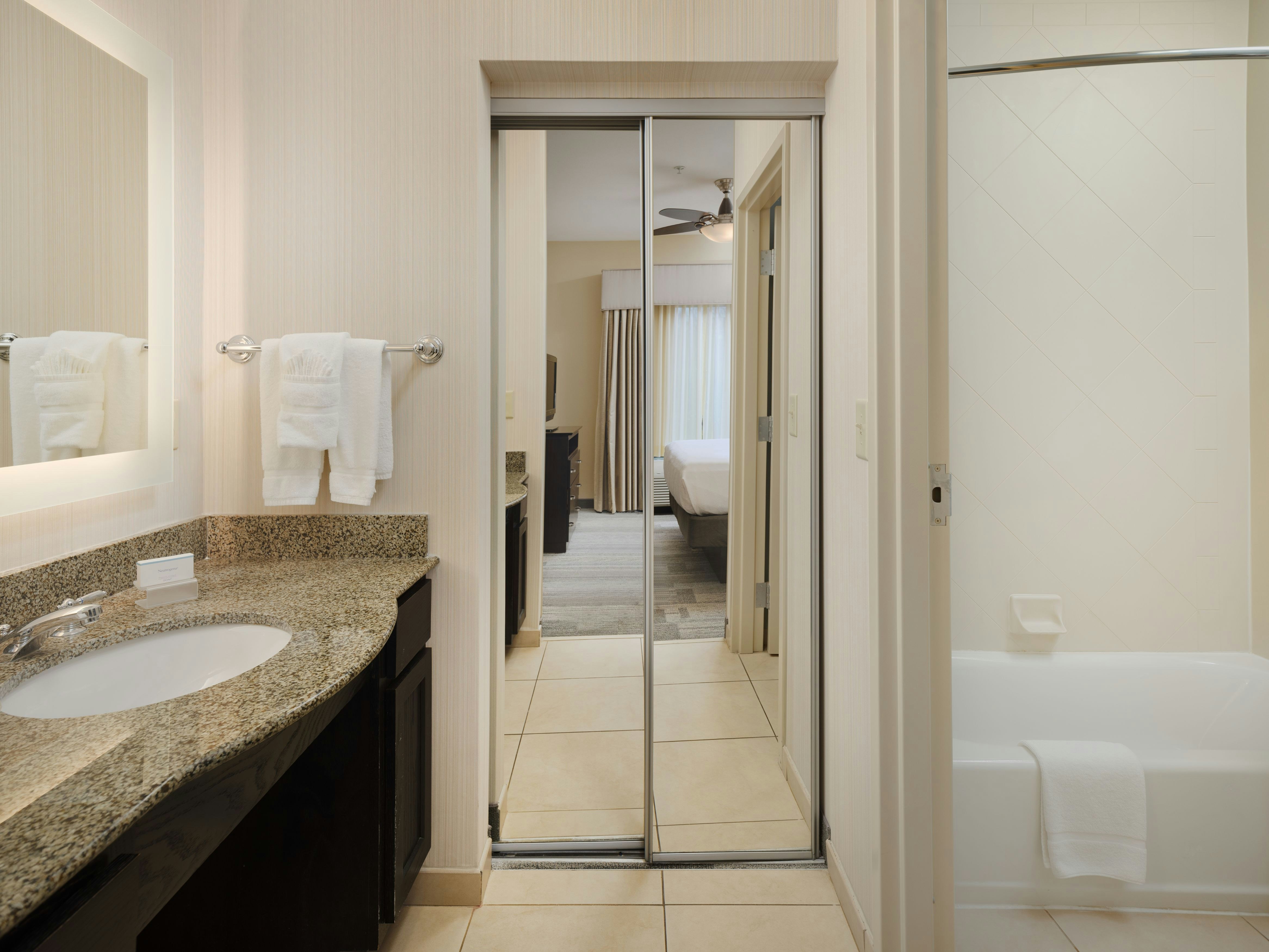 Homewood Suites by Hilton Atlanta NW-Kennesaw Town Center