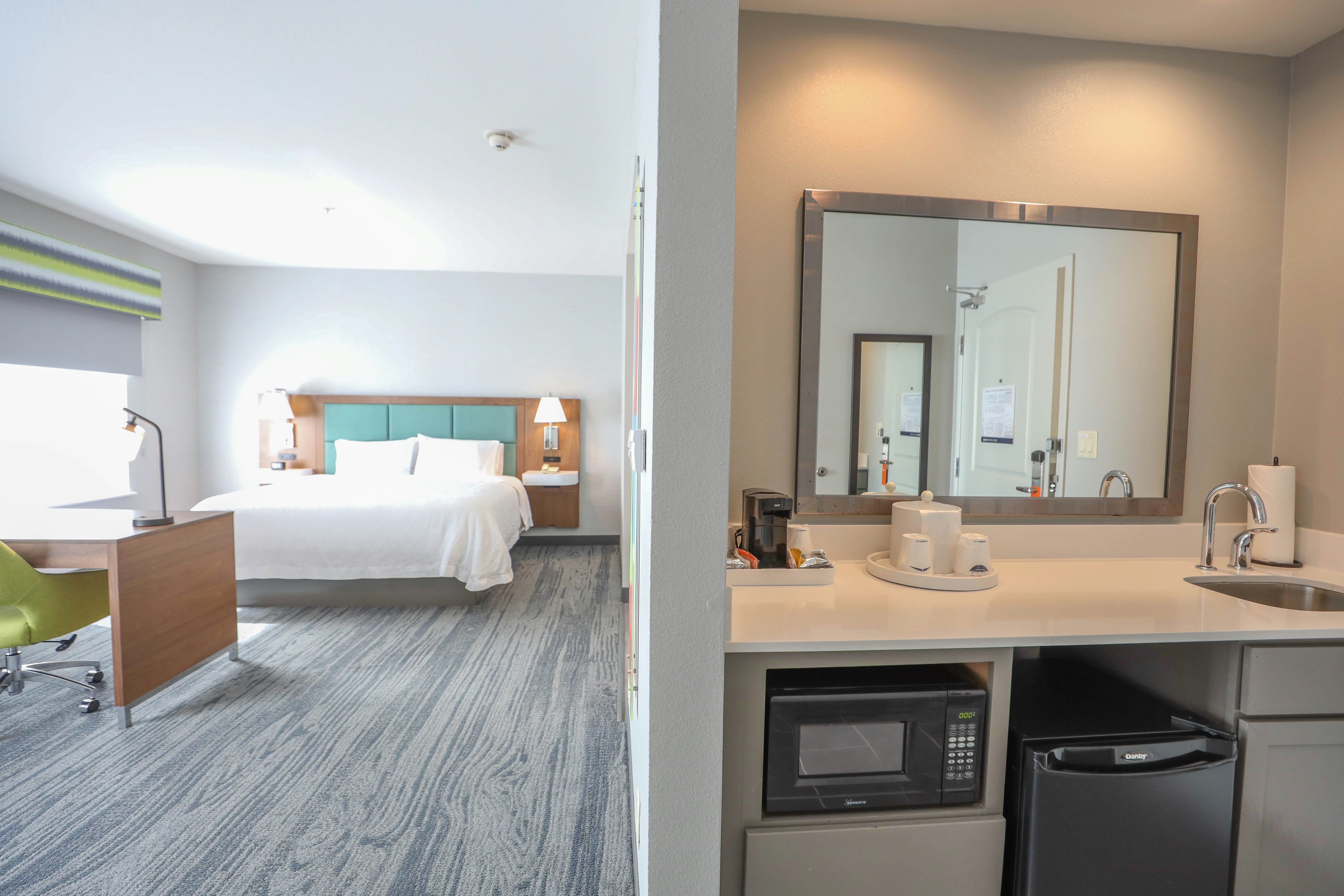 Hampton Inn & Suites Bay City