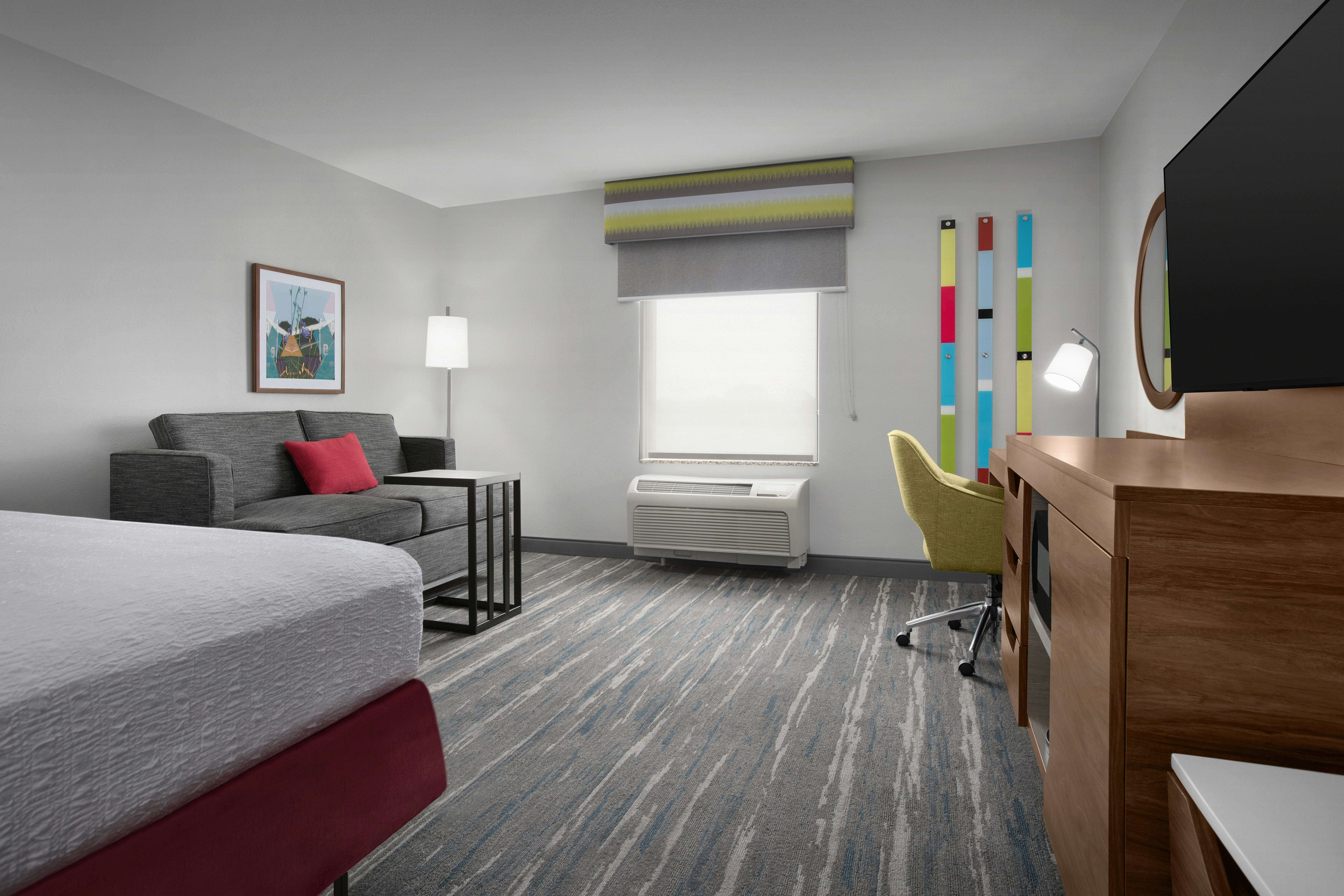 1 KING BED NONSMOKING