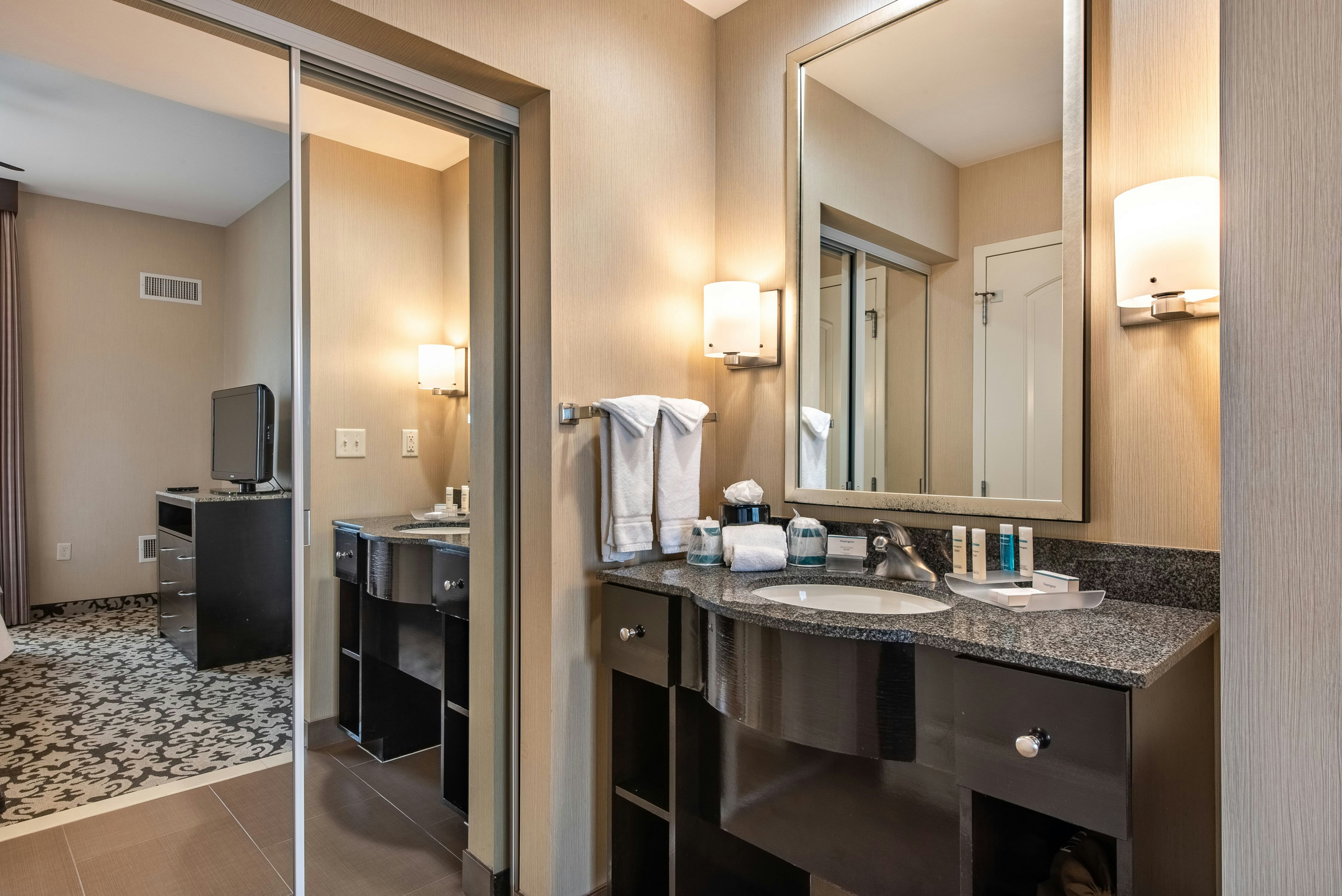 Homewood Suites by Hilton Oxnard/Camarillo