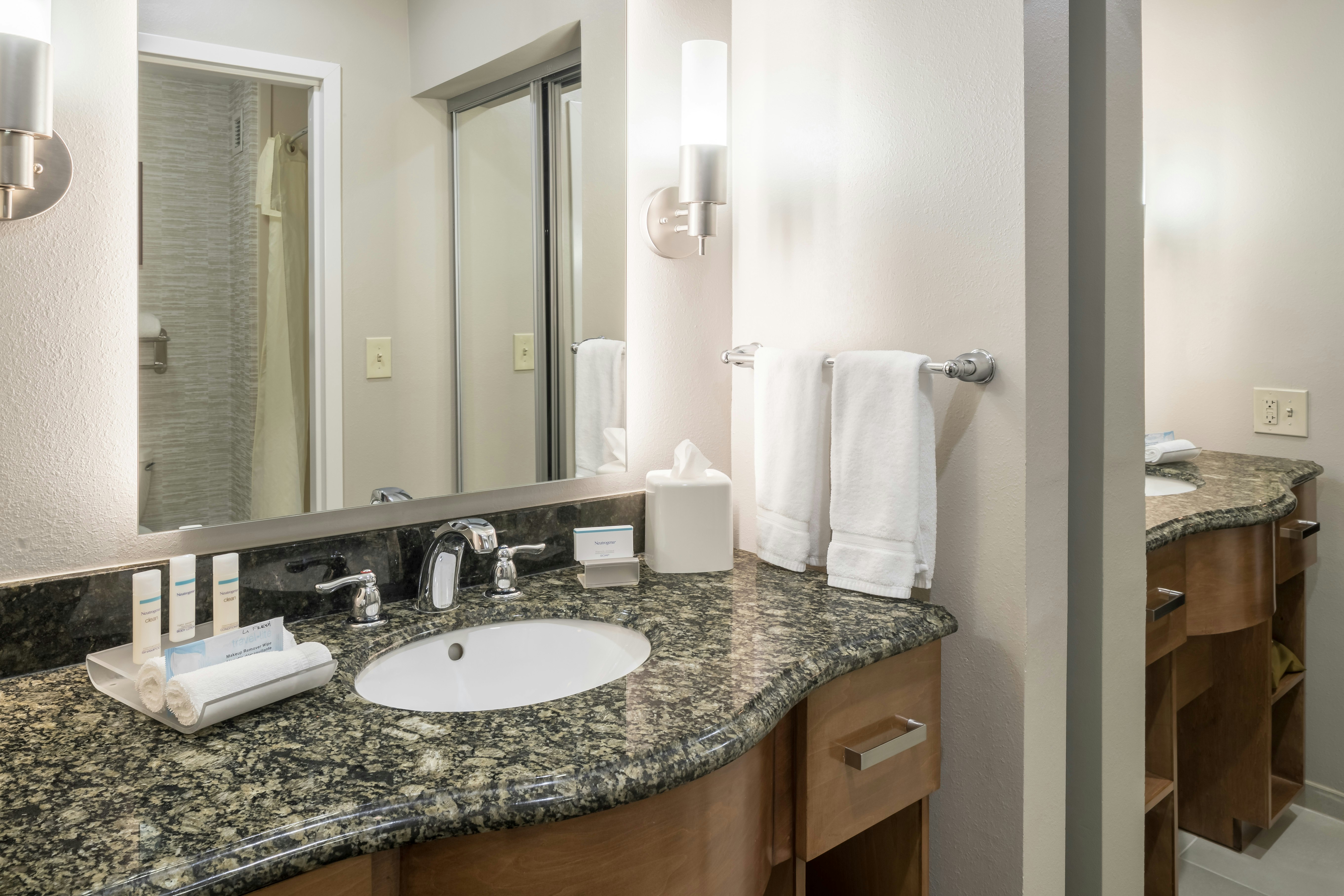 Homewood Suites by Hilton Cedar Rapids-North