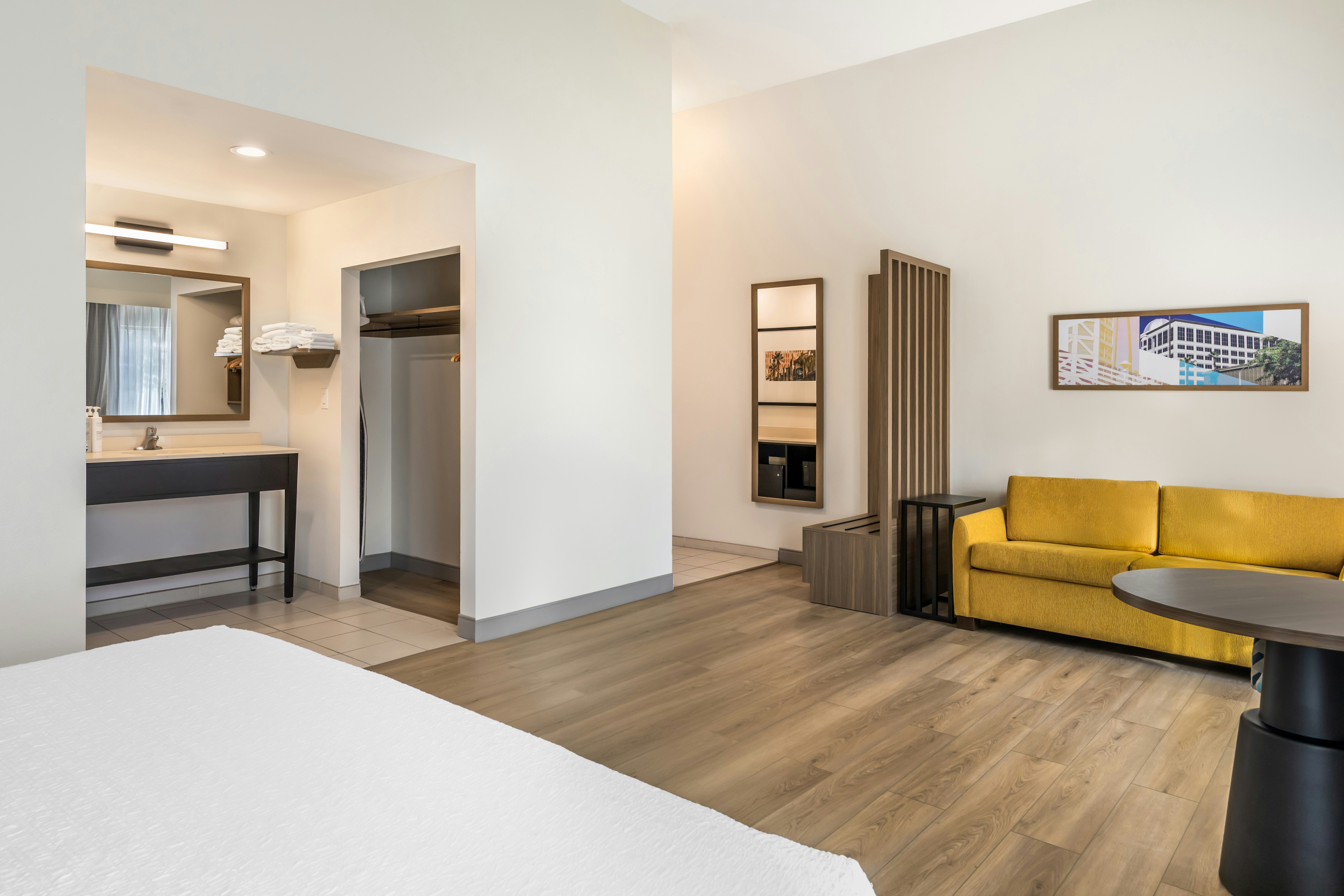 Hampton Inn & Suites Riverside/Corona East