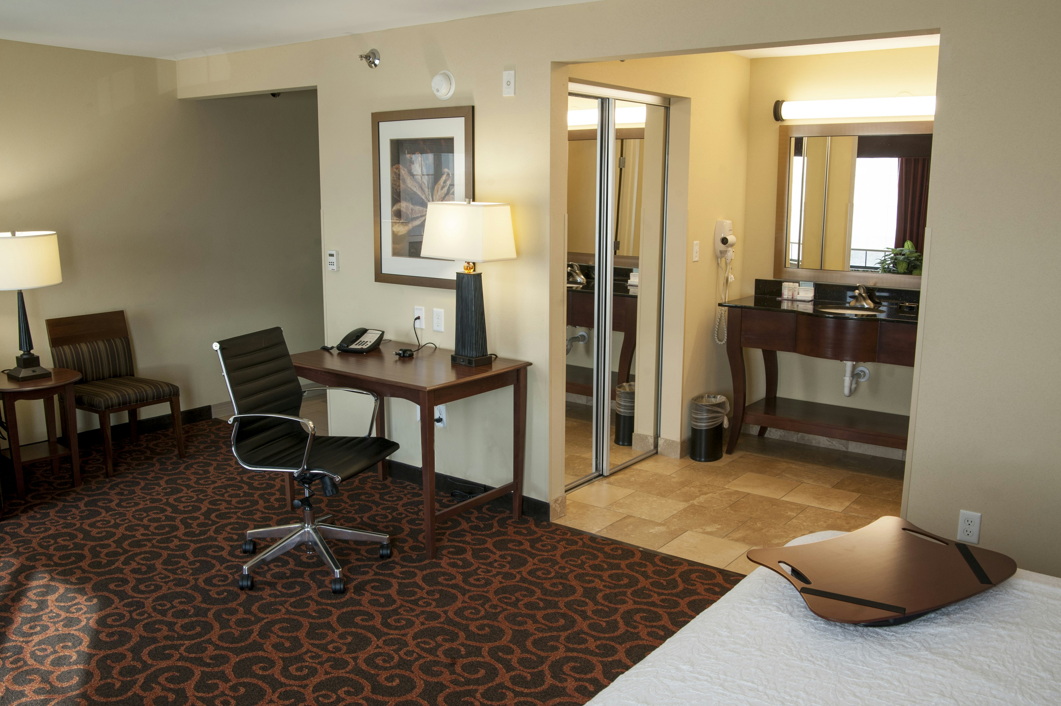 Hampton Inn & Suites Watertown