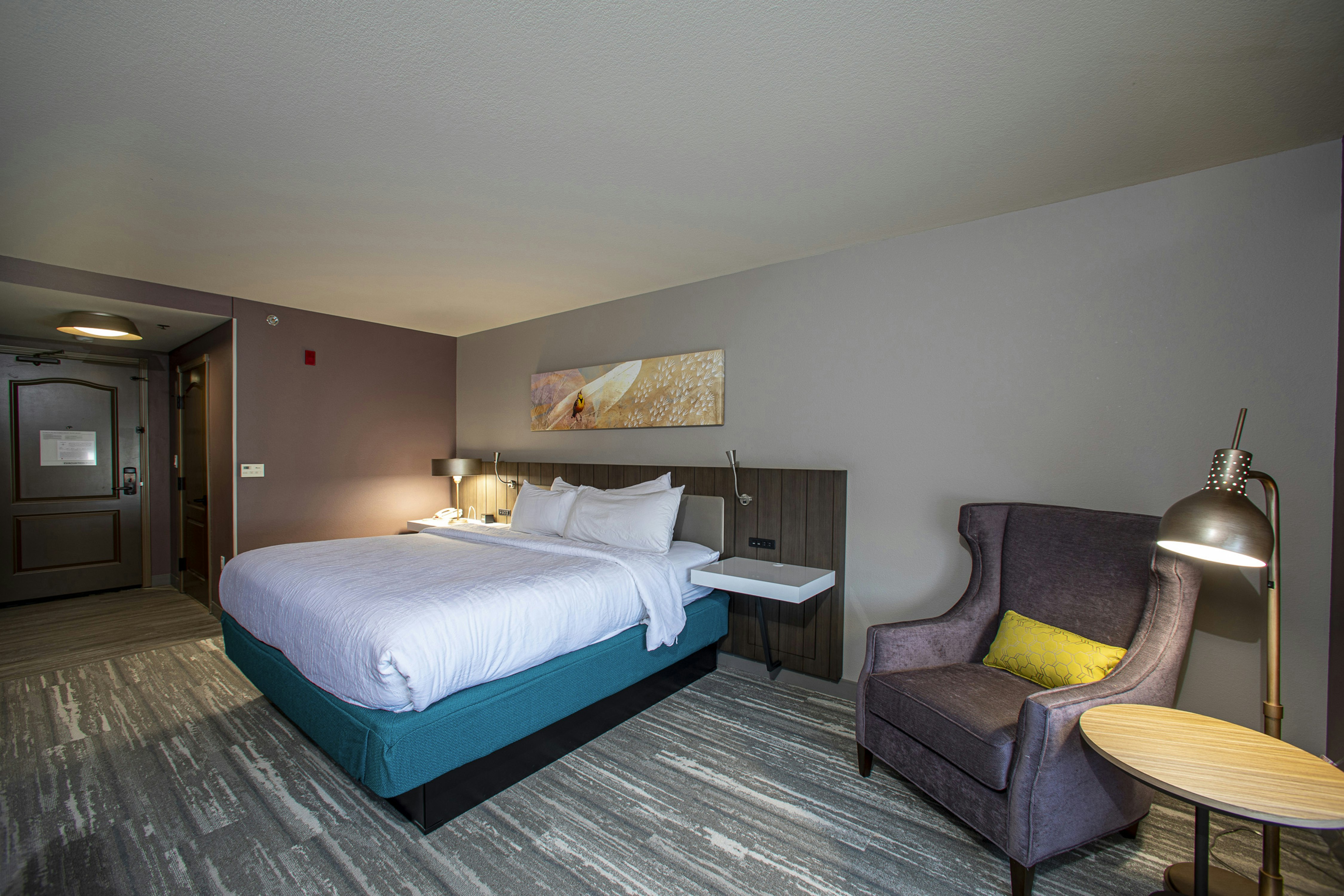 1 KING BED