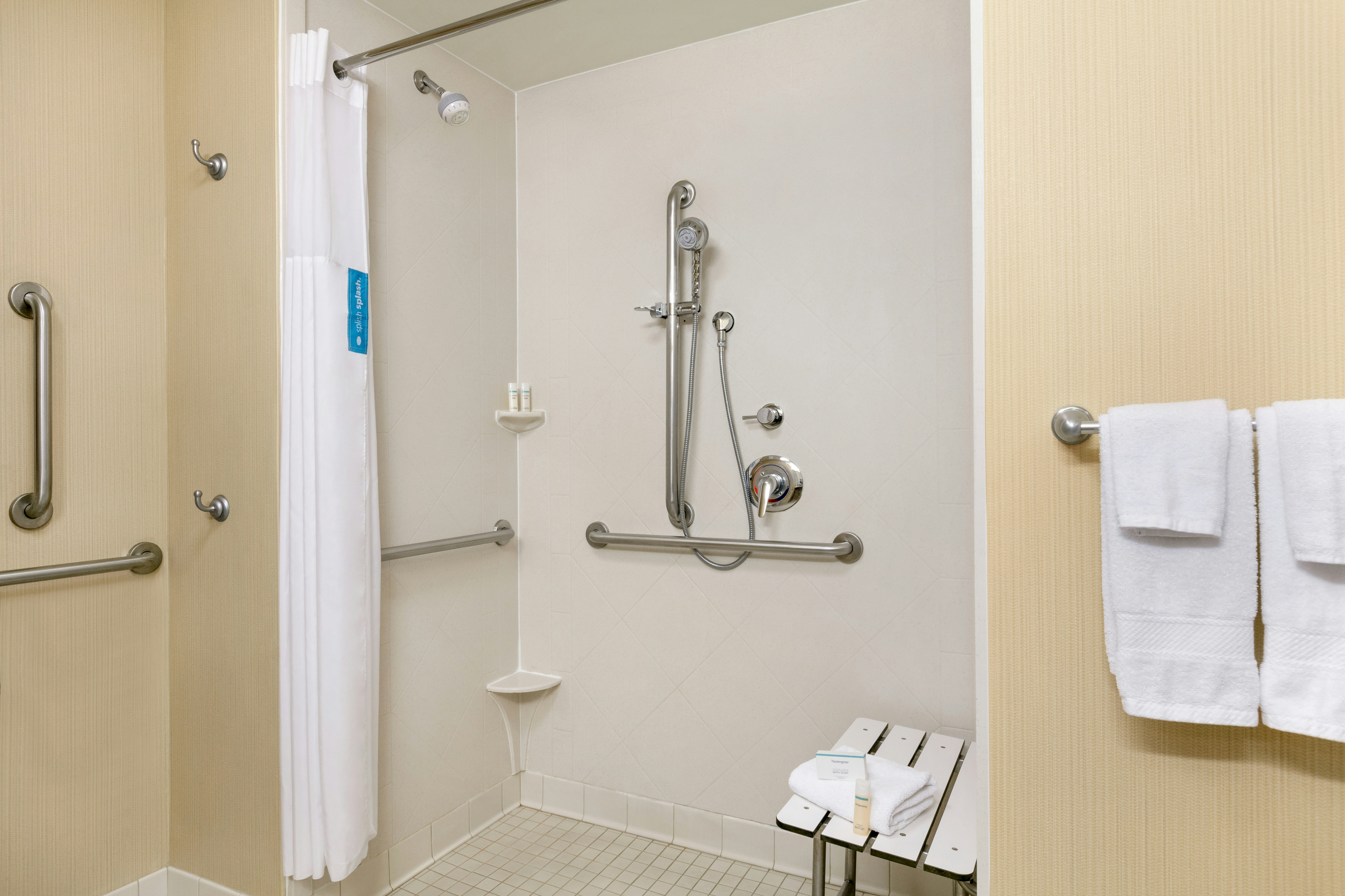 Hampton Inn & Suites Charles Town