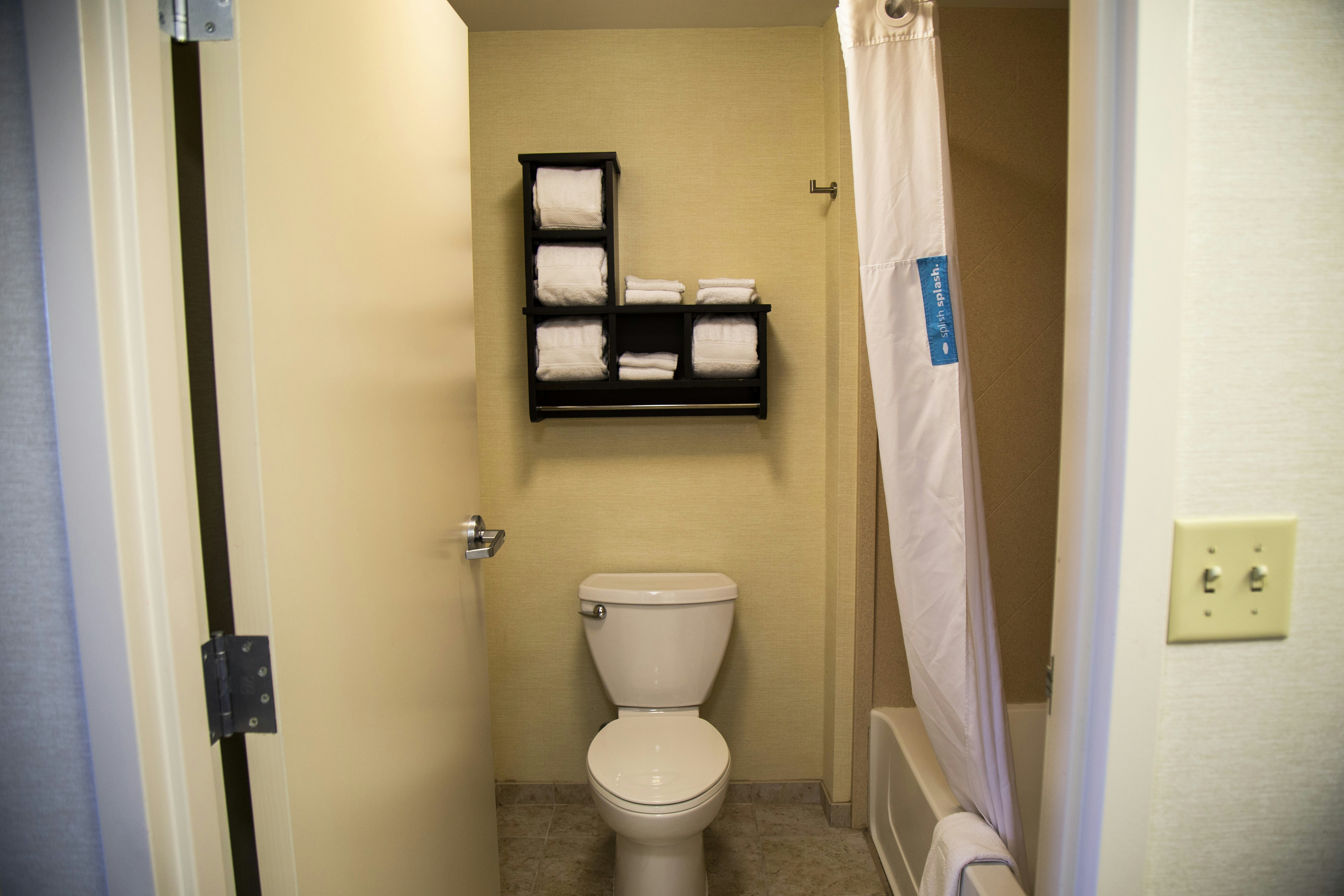 Hampton Inn & Suites Sharon