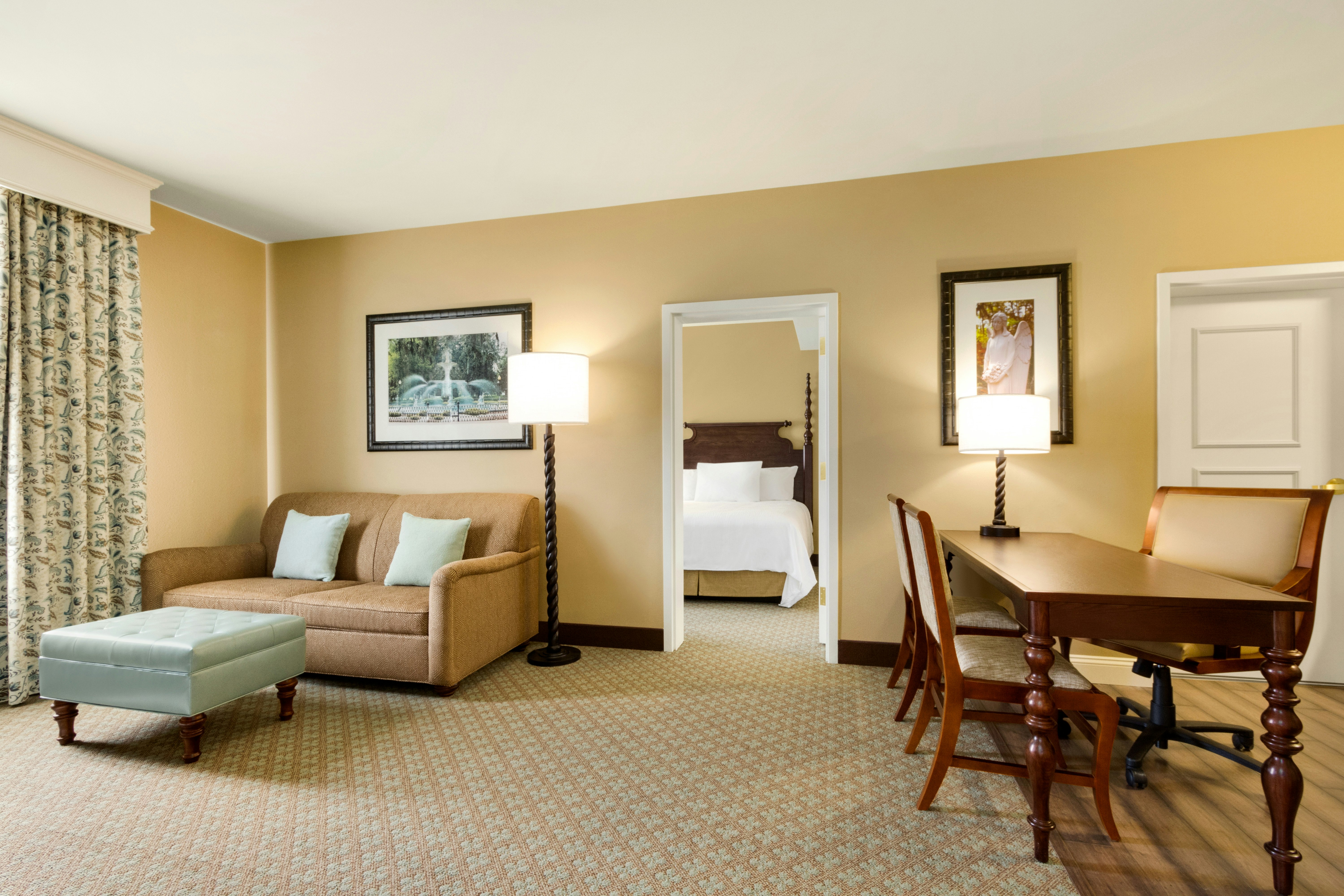 Embassy Suites by Hilton Savannah Historic District