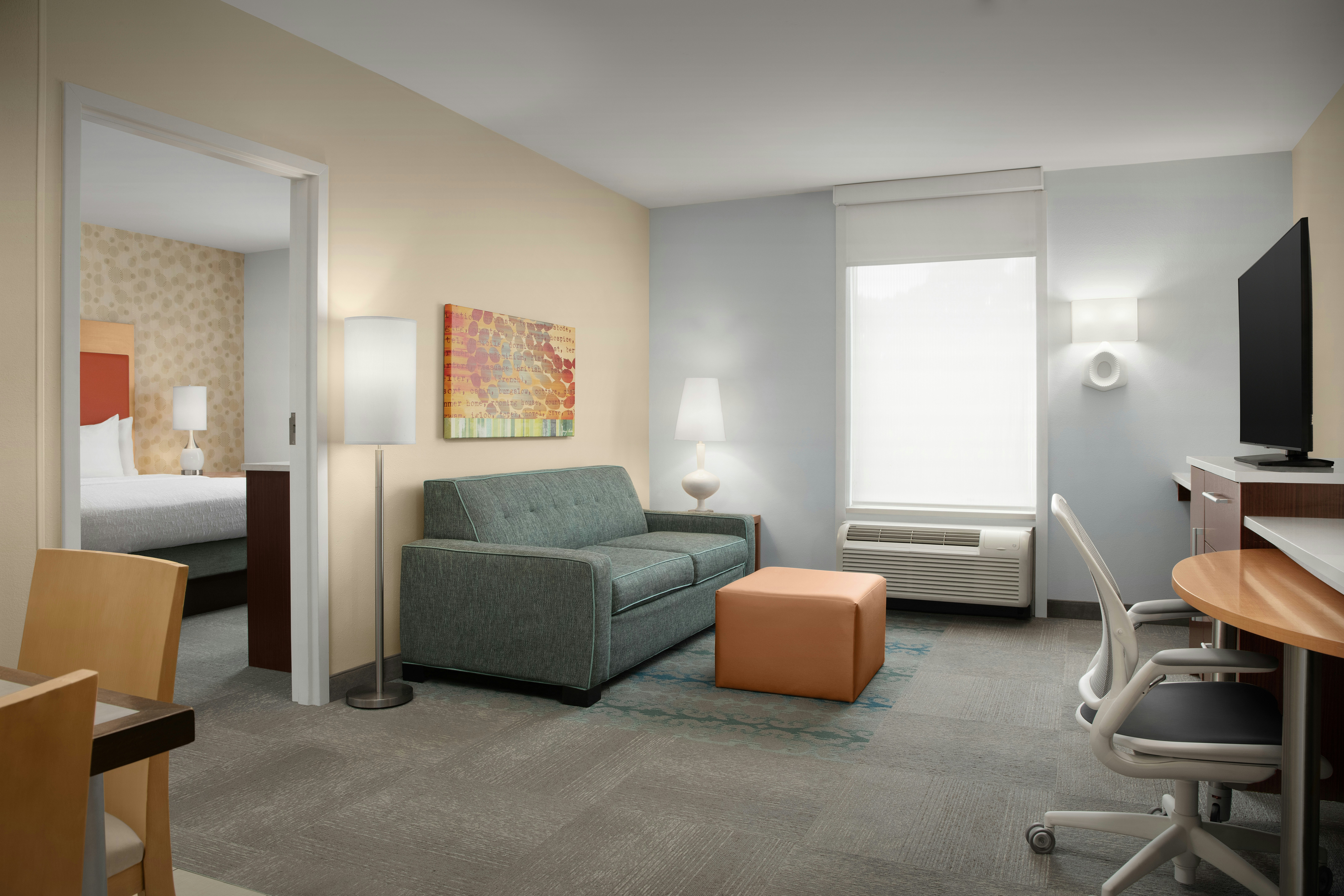 1 KING 1BDRM SUITE NONSMOK