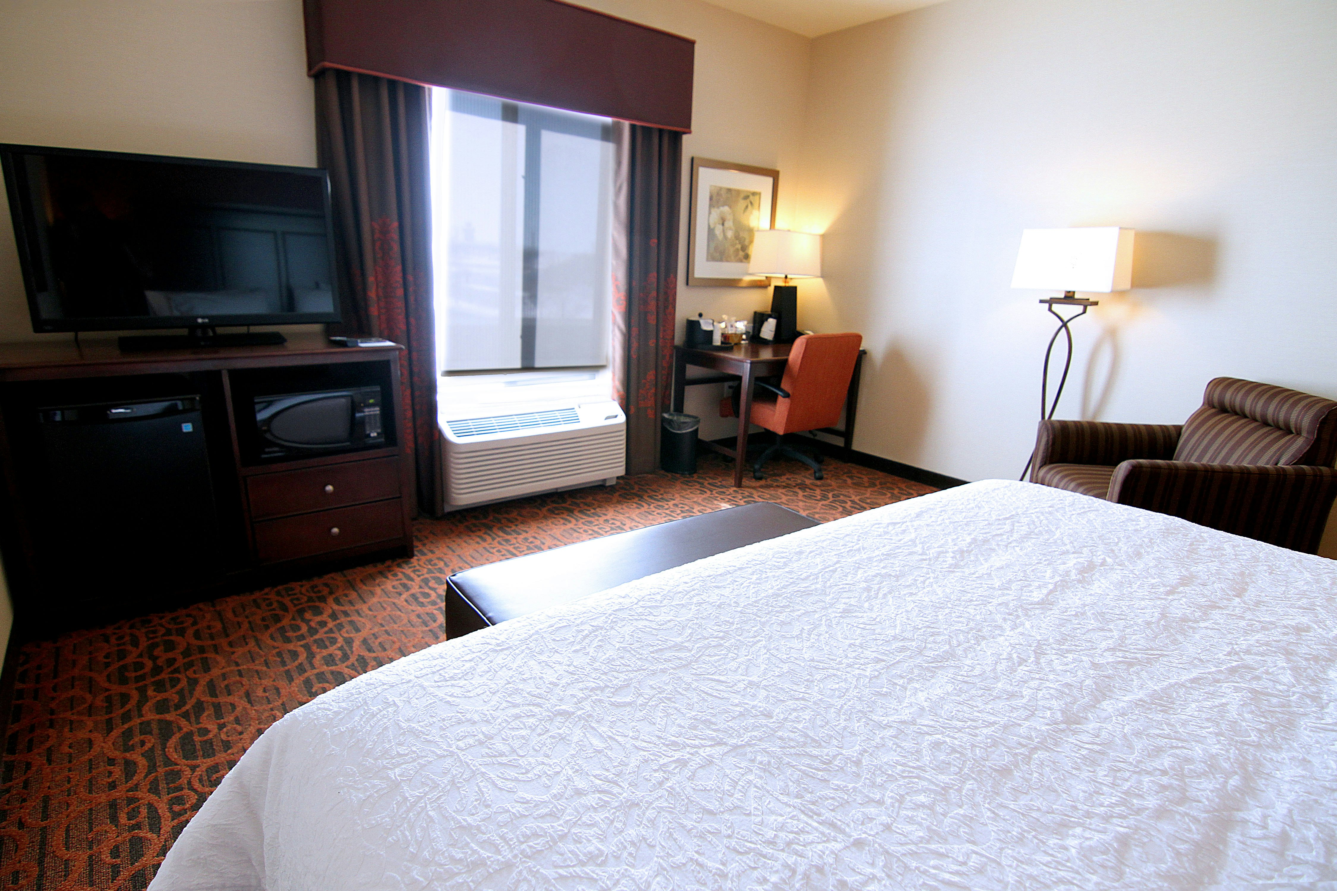 1 KING BED NONSMOKING