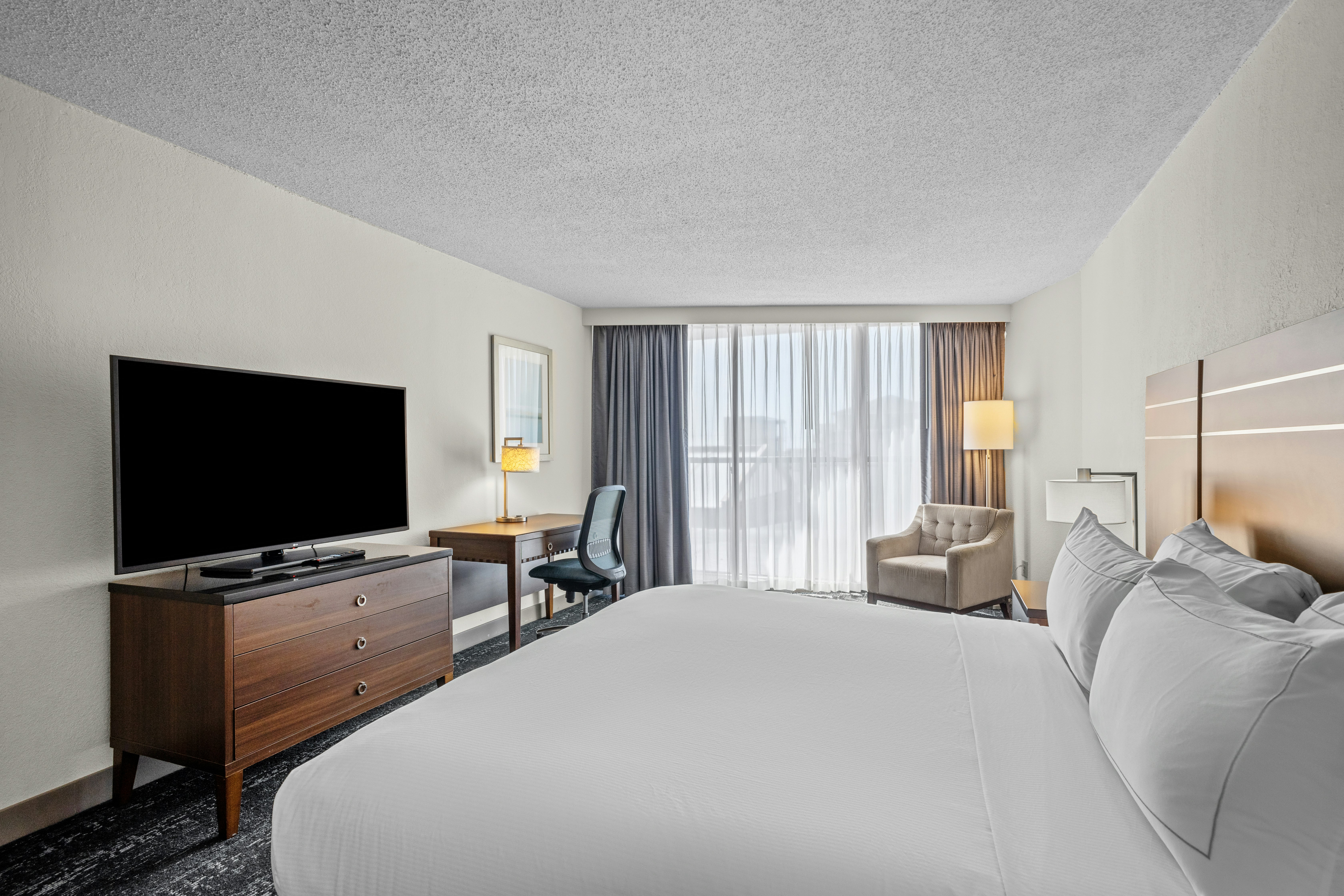 DoubleTree by Hilton Atlantic Beach Oceanfront