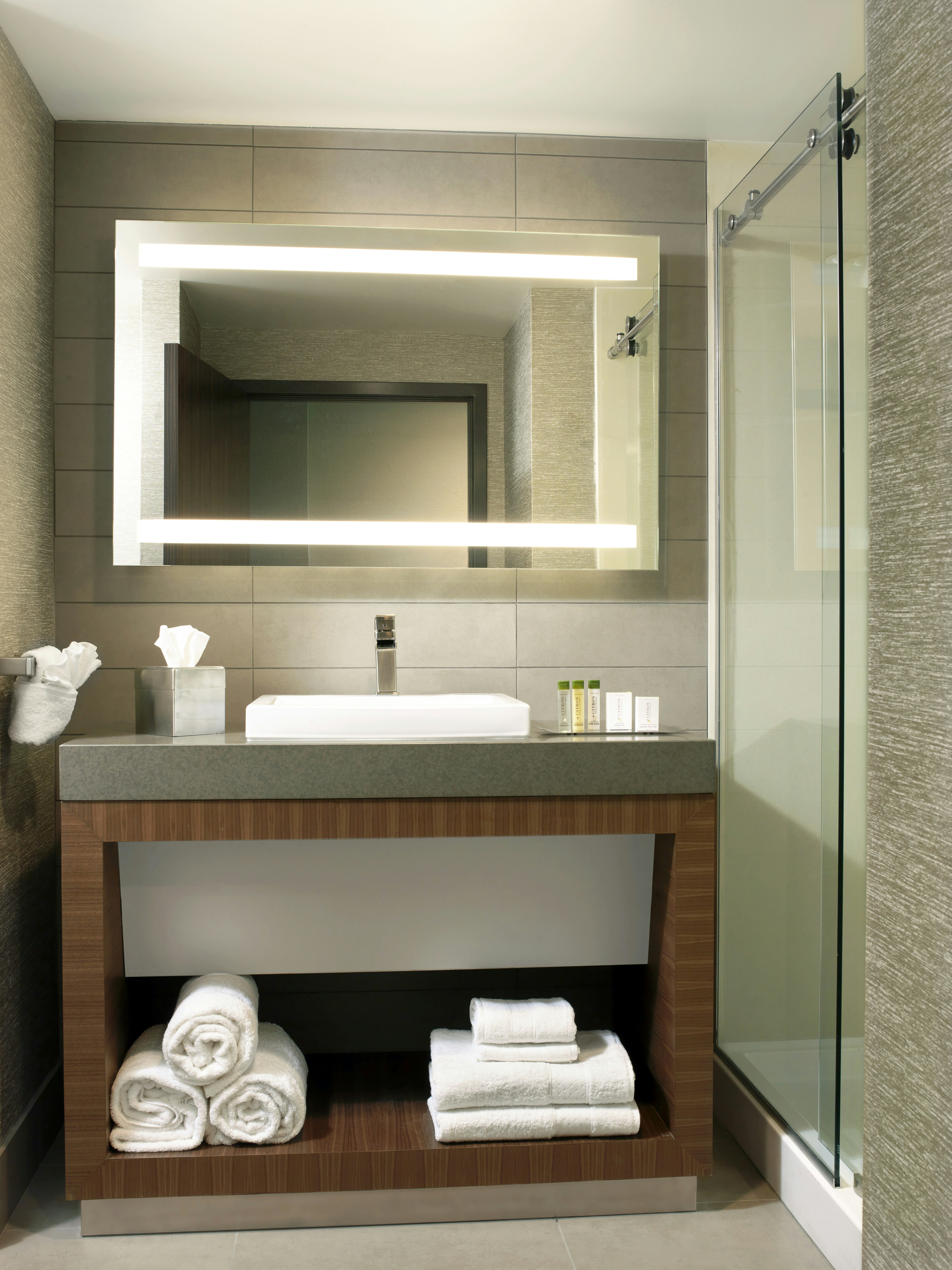 The Broadway Columbia – a DoubleTree by Hilton
